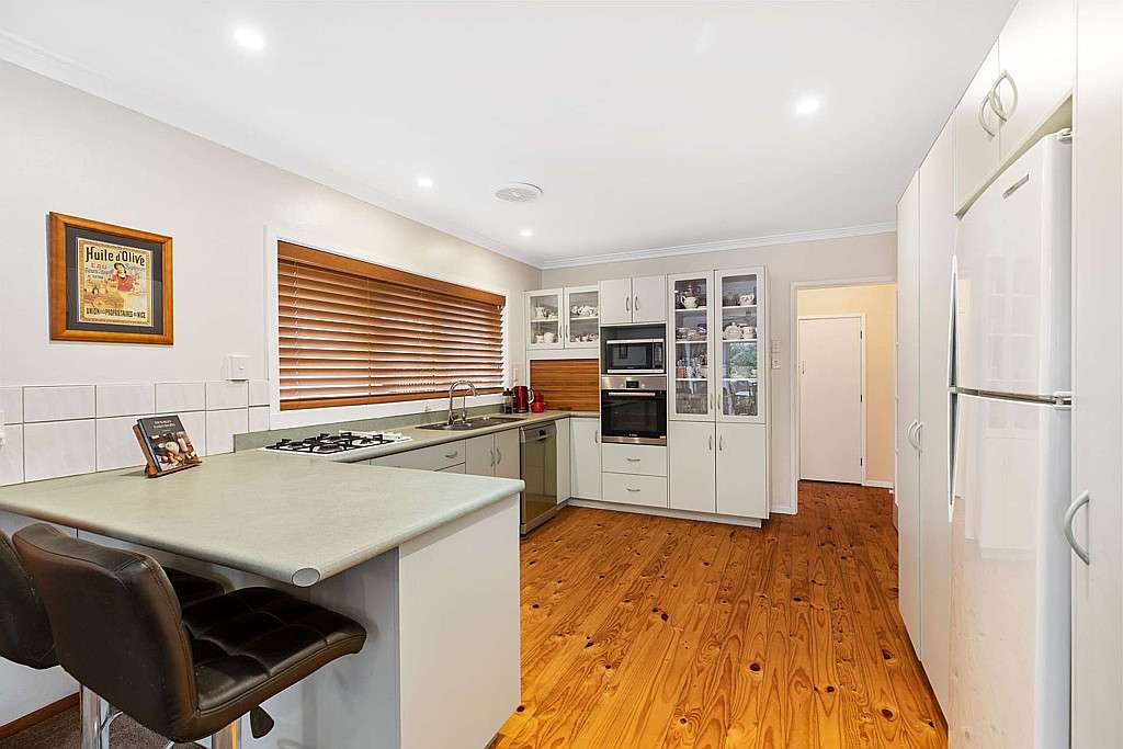 95 Kitchener Road photo 5