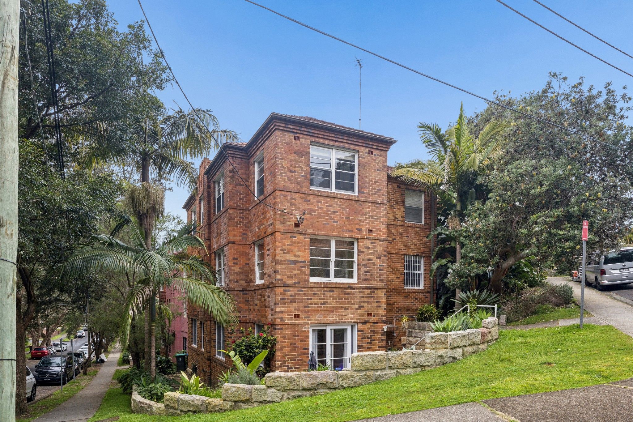 4/1 Palmerston Avenue — photo 12 of 12