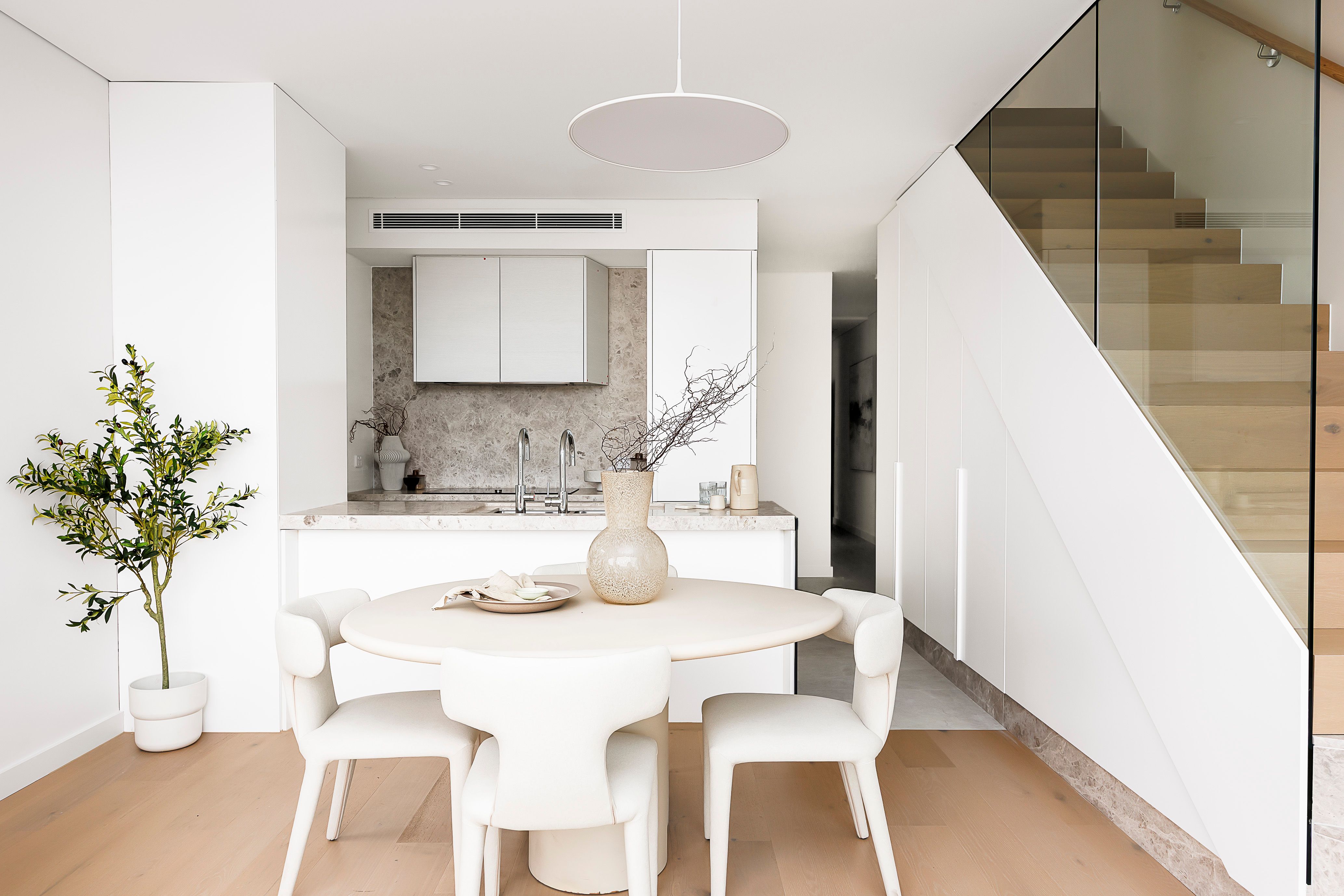 8/76 Bream Street — photo 3 of 10