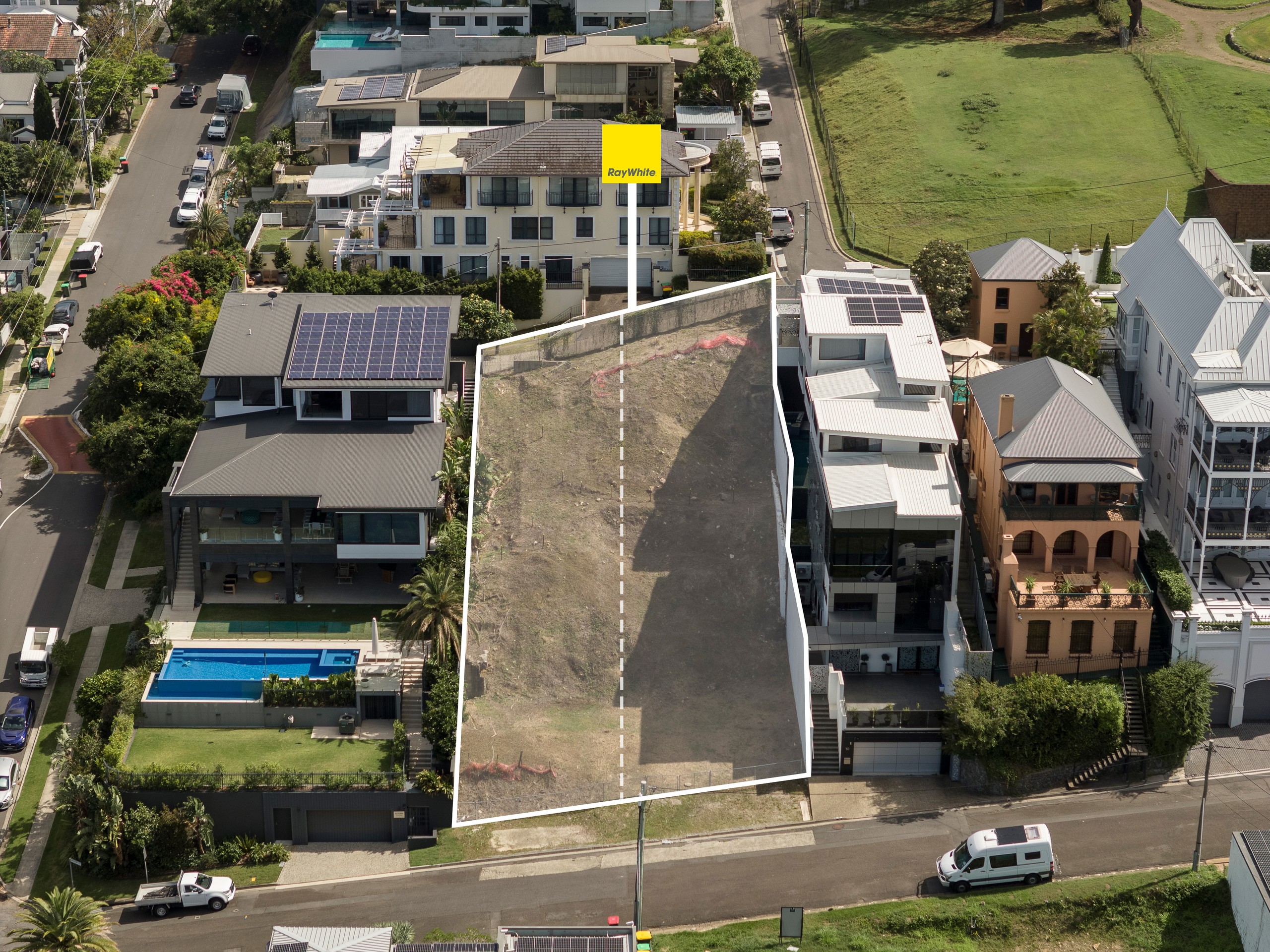 8 Dickson Terrace, Hamilton, QLD 4007