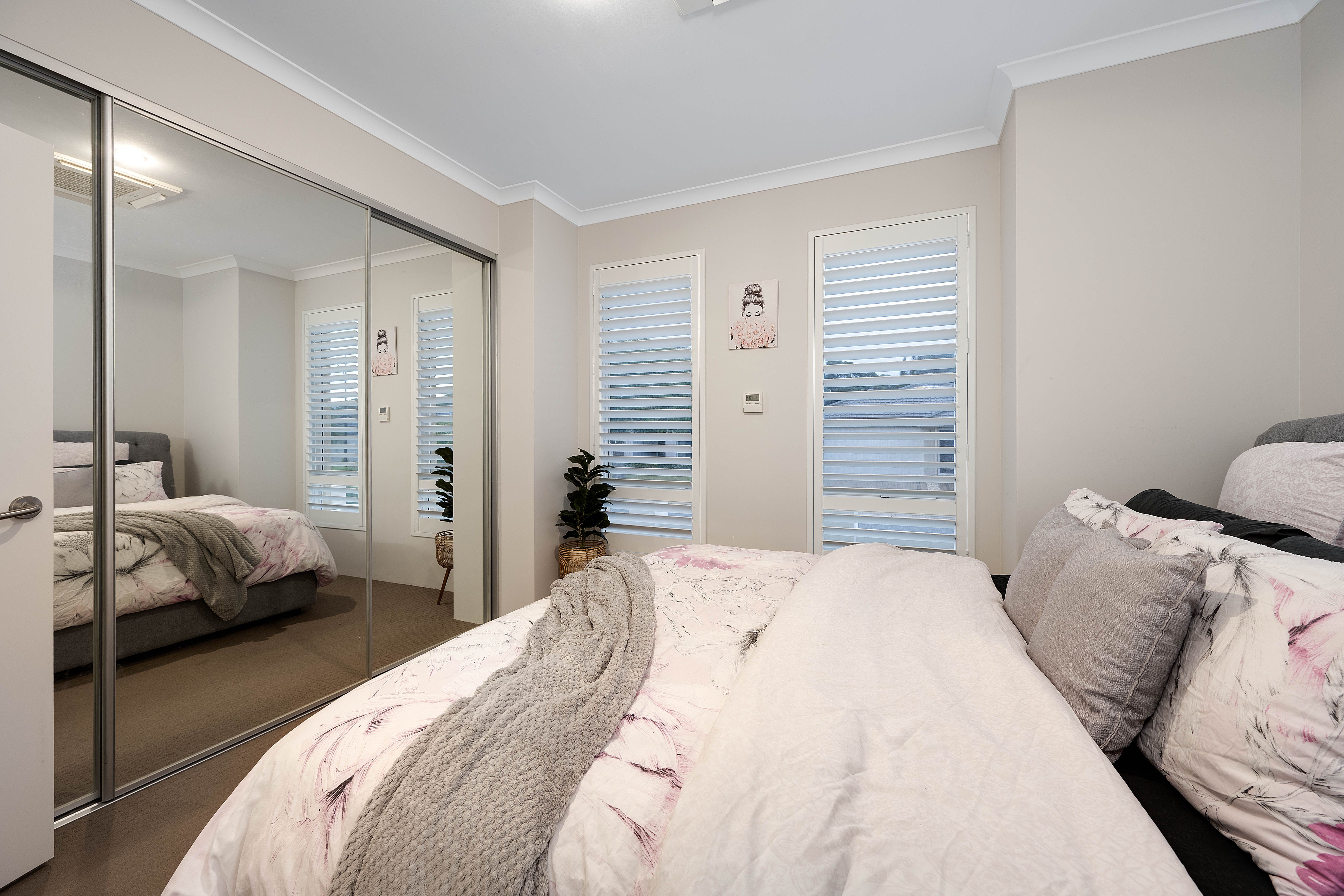65A Eastwall Parkway — photo 8 of 15