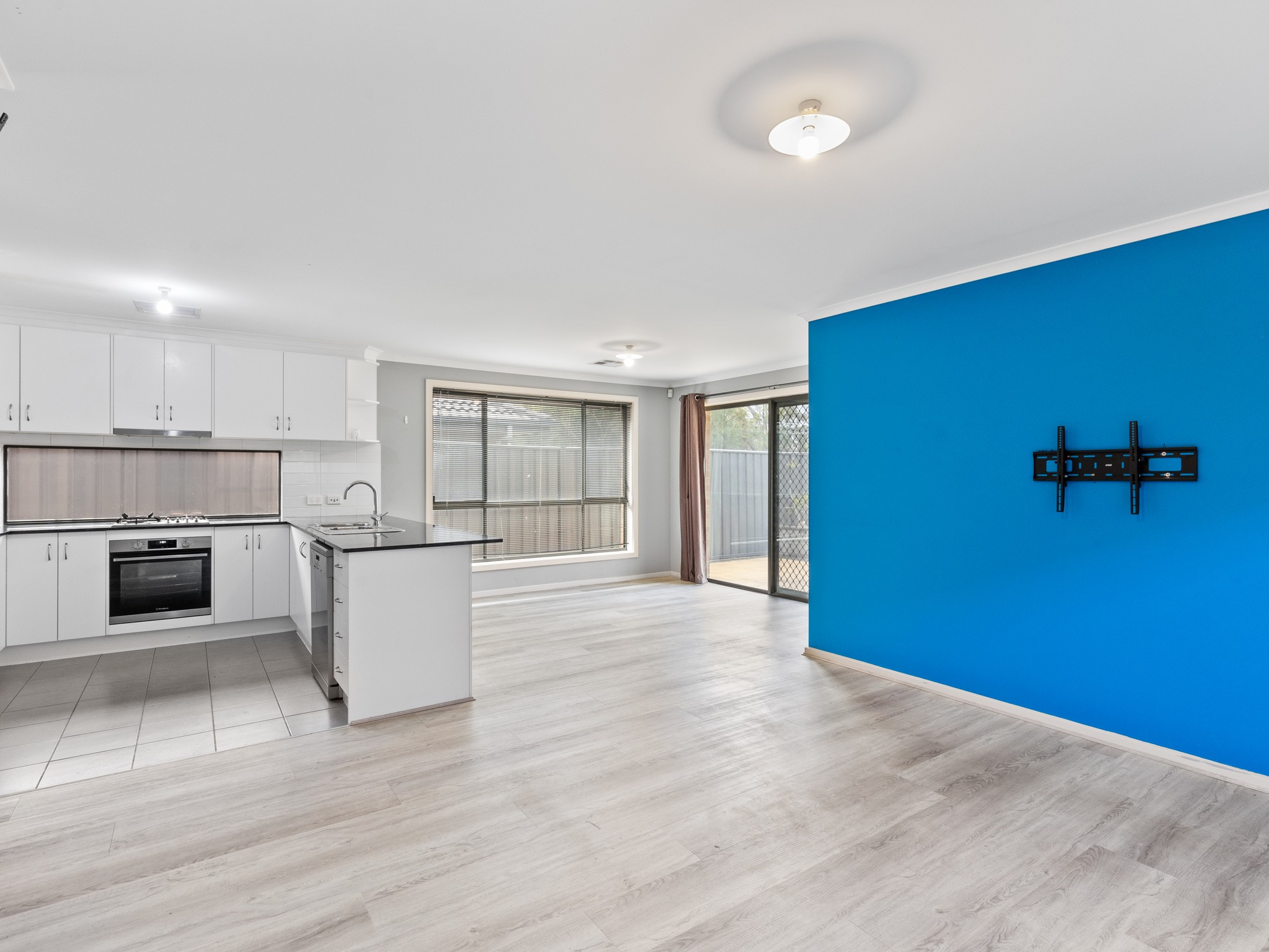 41 The Glenn, Morphett Vale, SA 5162