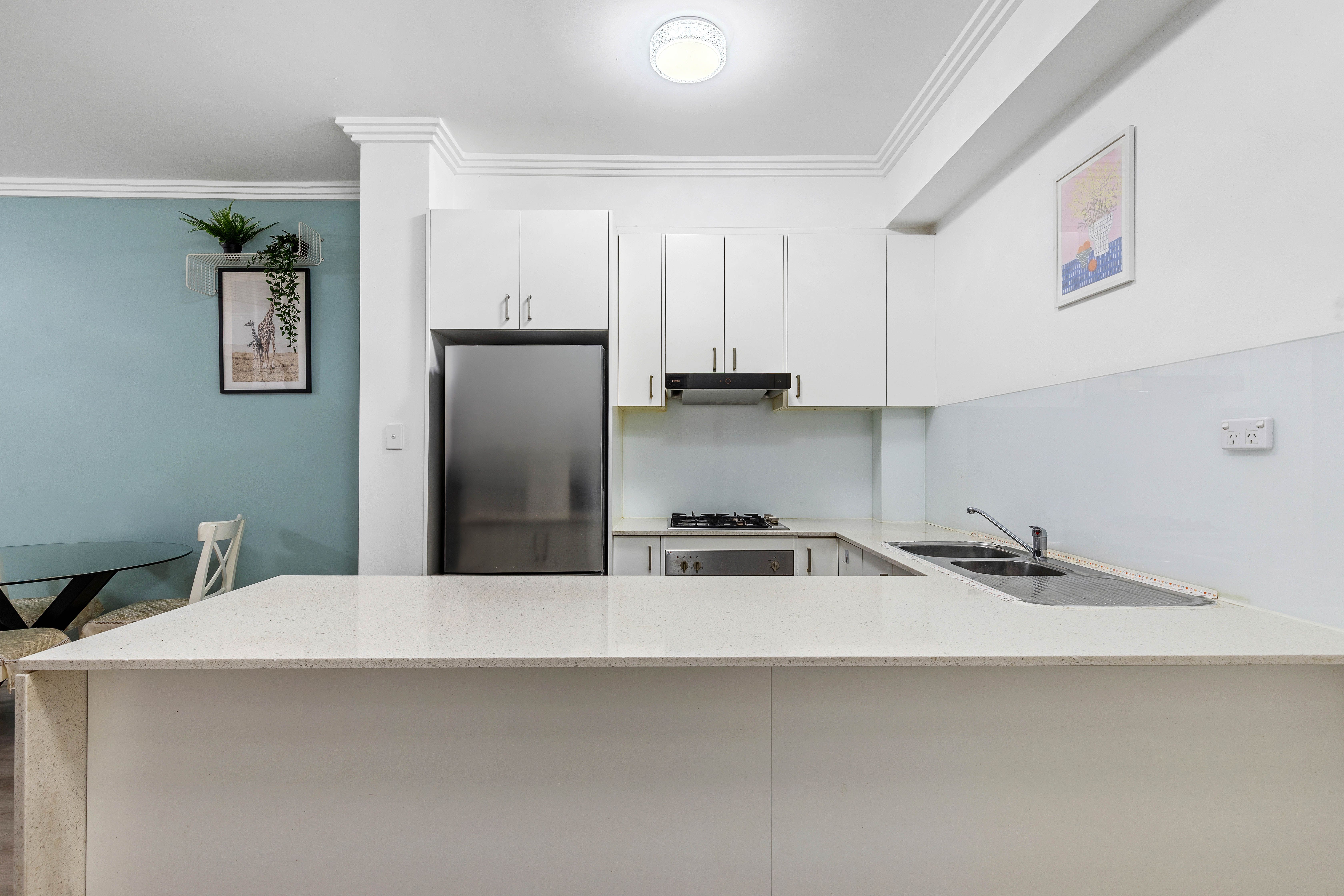 34/30-32 Woniora Road — photo 3 of 7