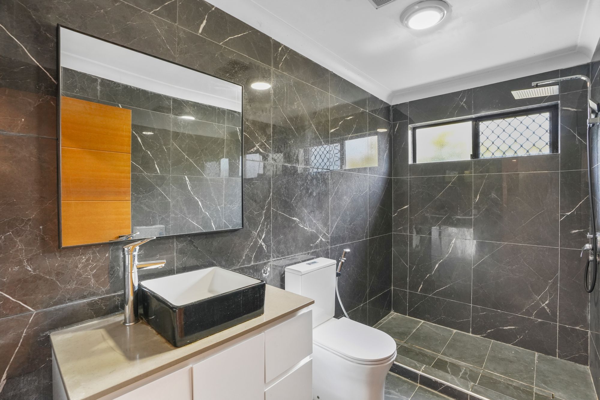 6 Hannant Street — photo 13 of 20