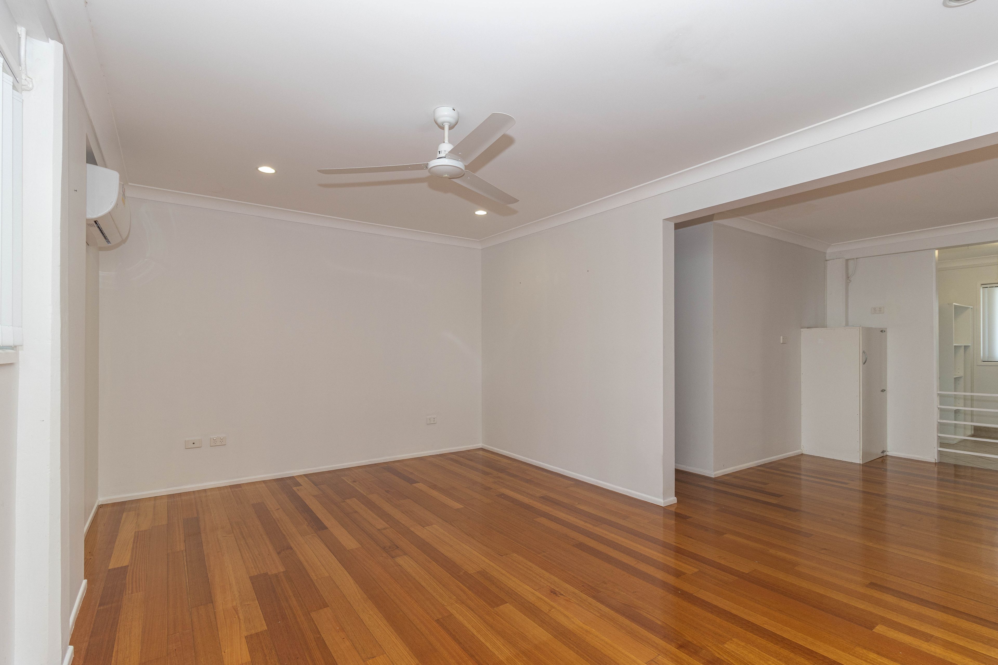 9 Gibbs Street — photo 2 of 22