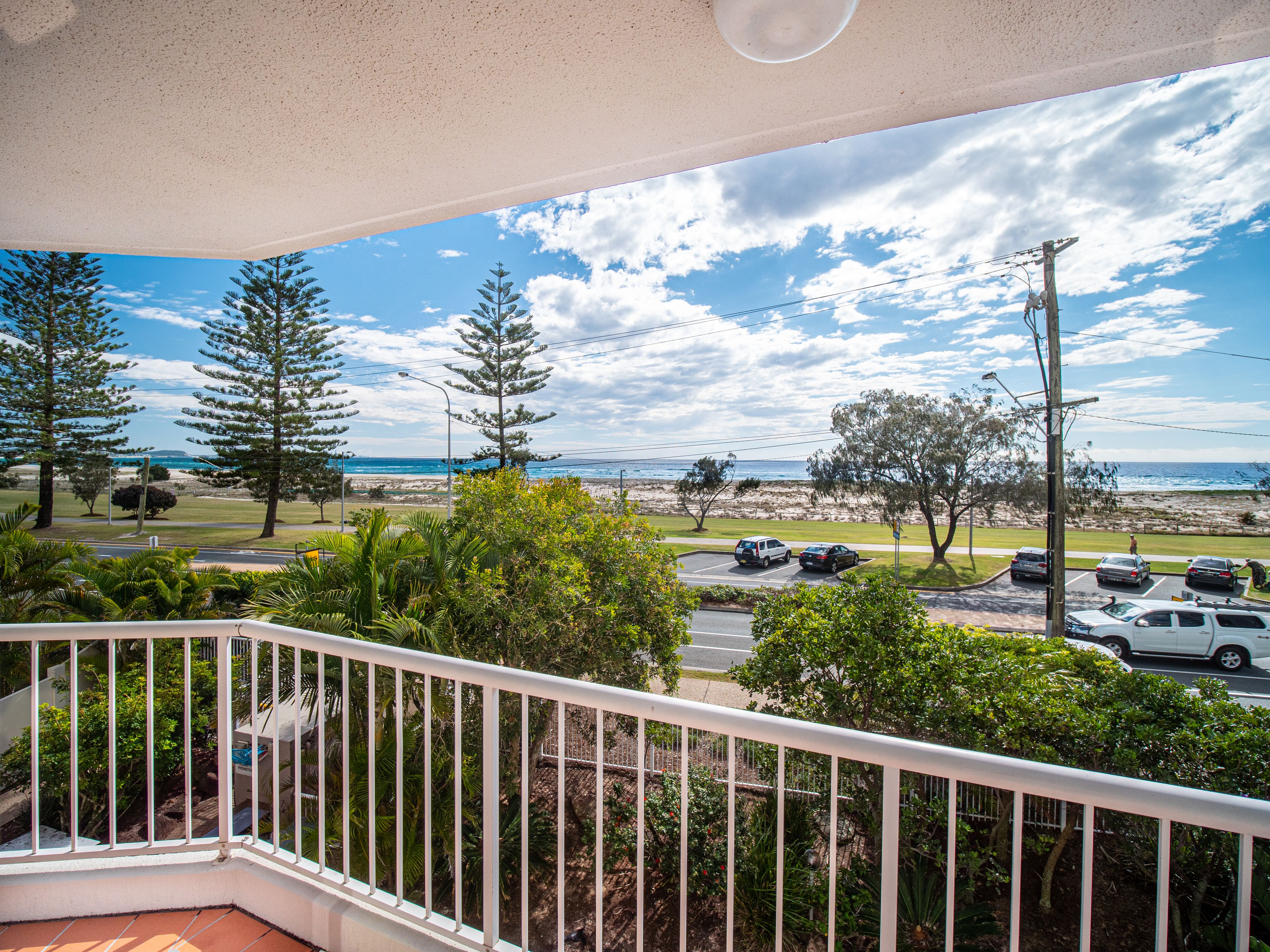 6 Coyne Street, Coolangatta QLD 4225