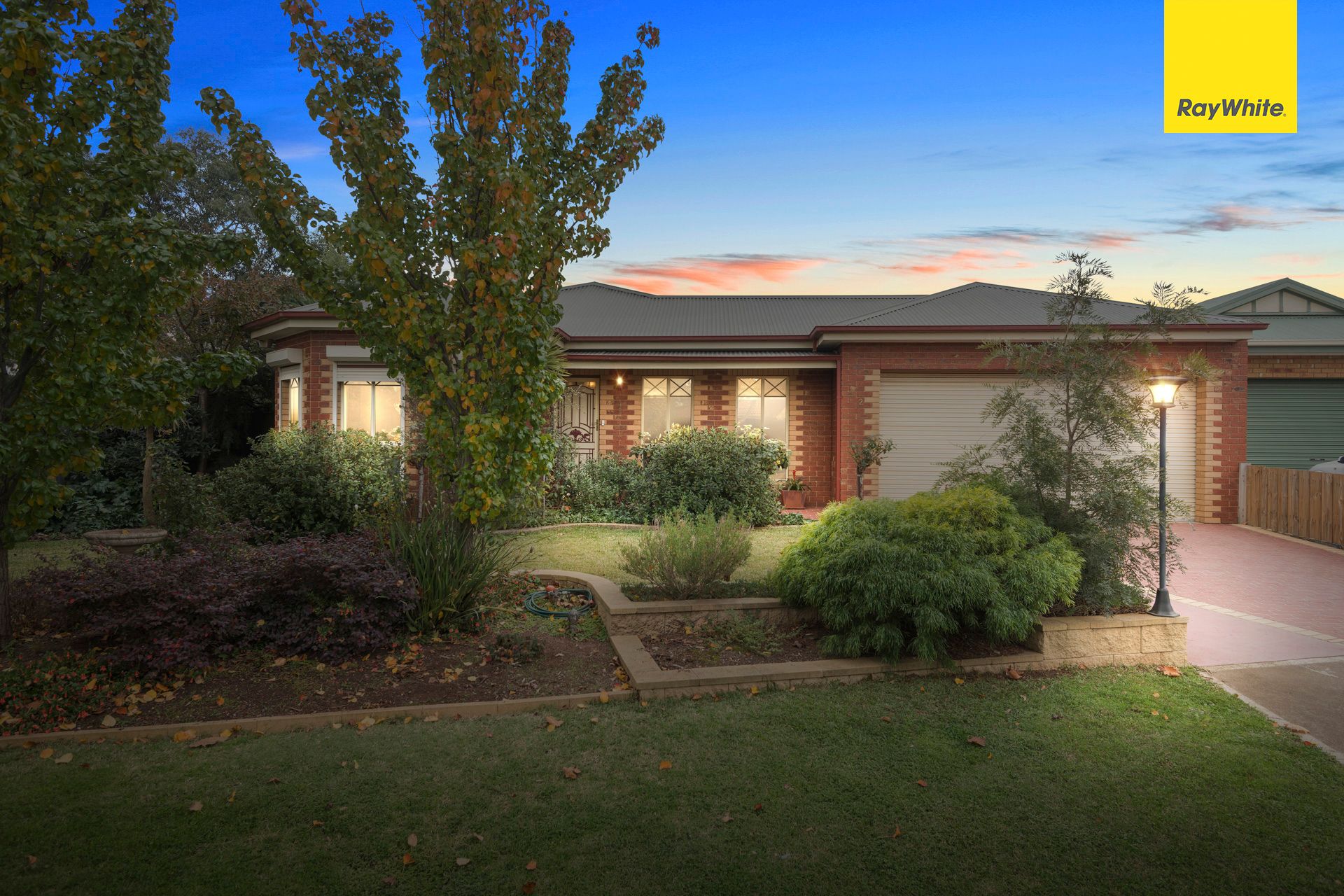2 Manor Place, Melton, VIC 3337