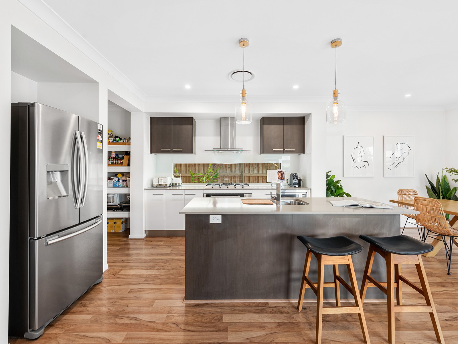 61 Finnegan Circuit, Oxley, QLD 4075