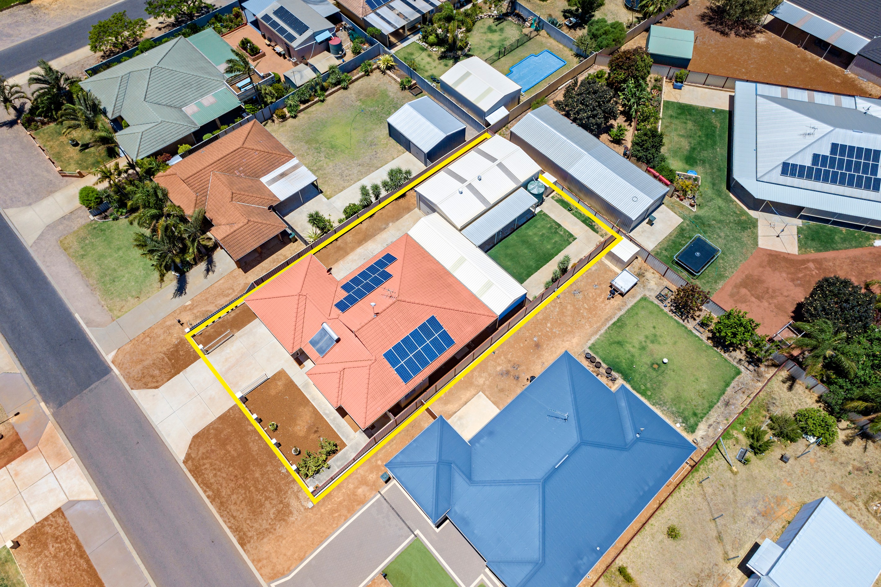 14 Tallarook Way, Waggrakine, WA 6530