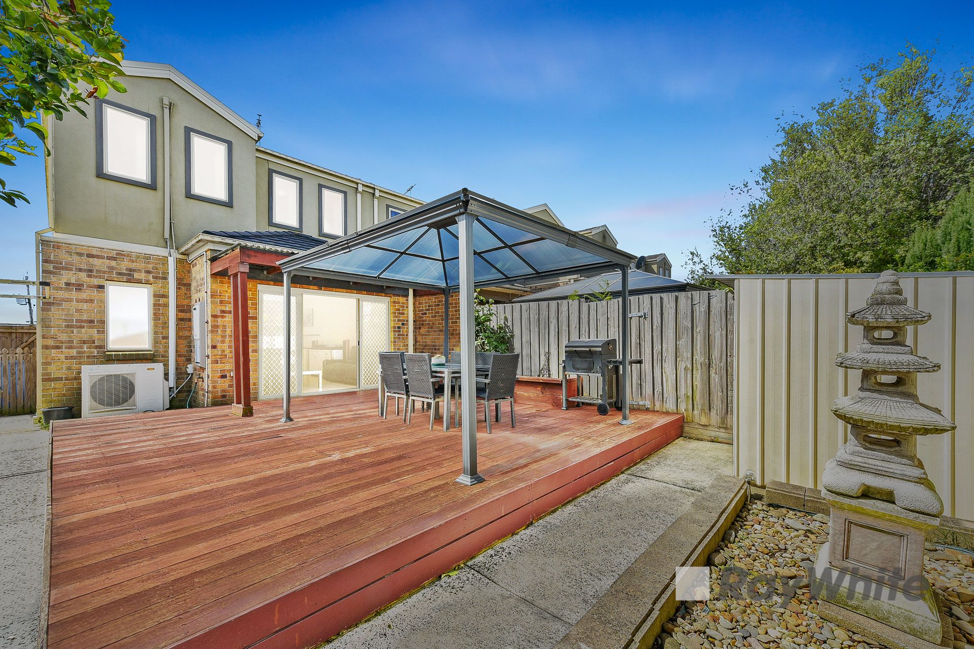 84 Heatherton Road, Endeavour Hills VIC 3802