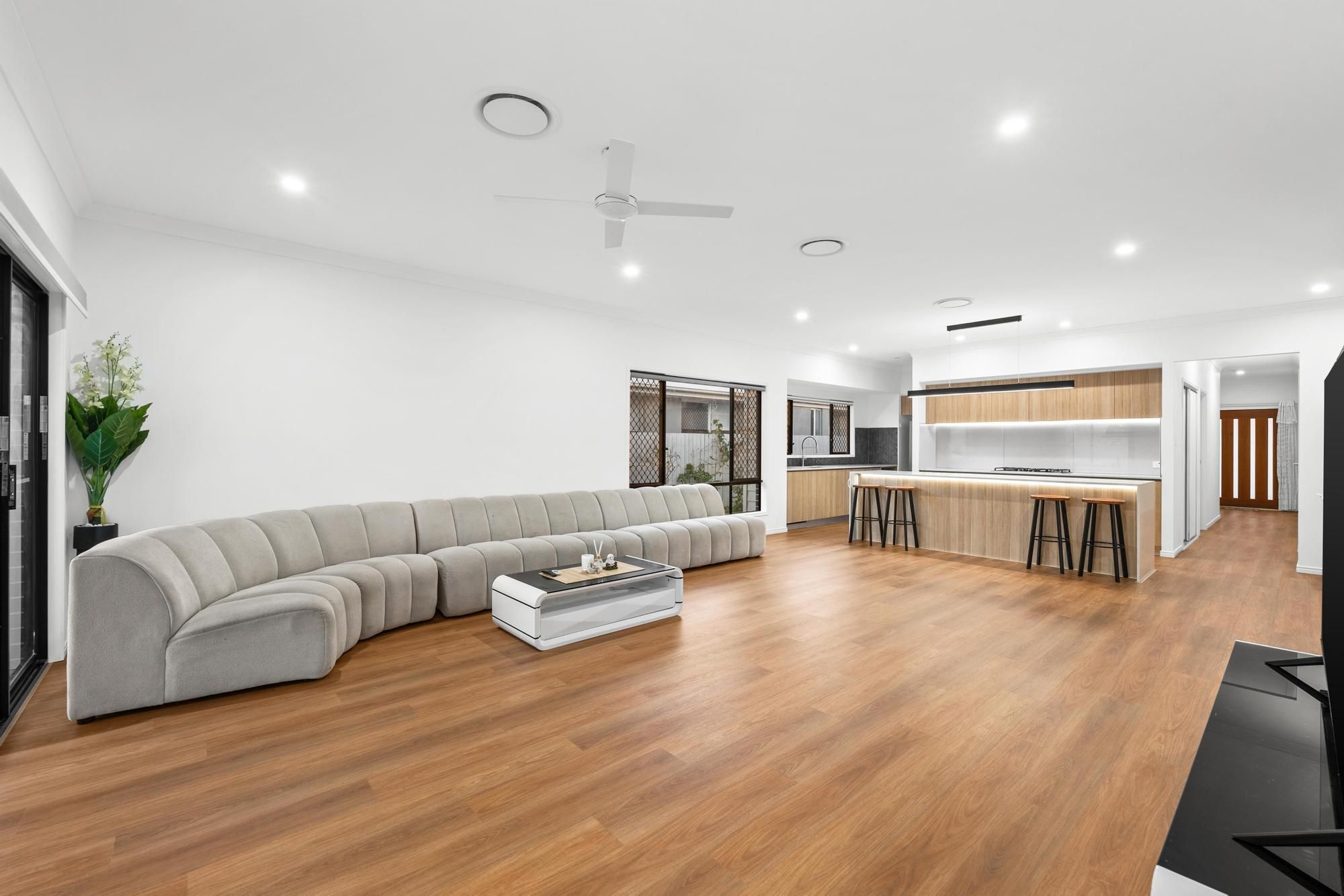 67 Sunrise Street, Ripley, QLD 4306