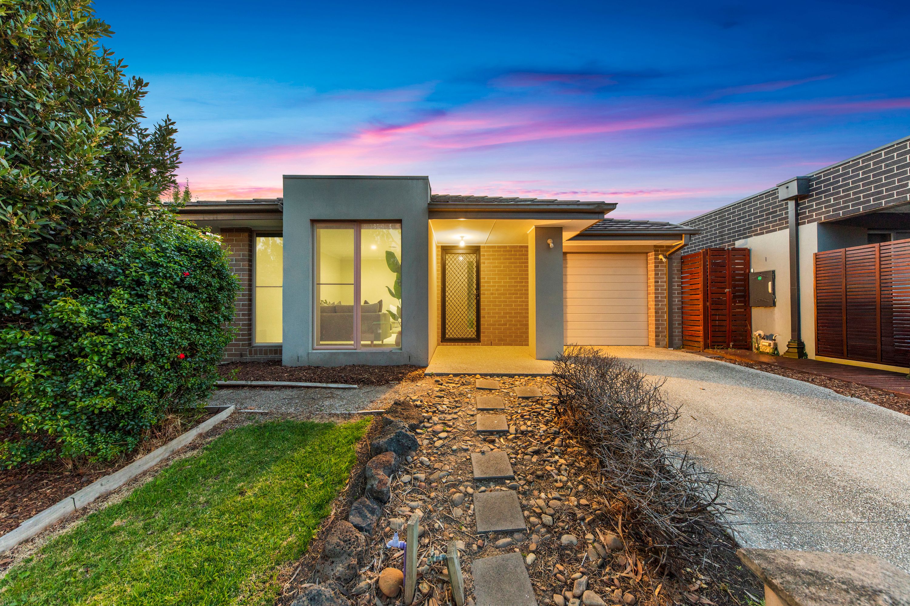 14 Cerulean Drive, Officer VIC 3809