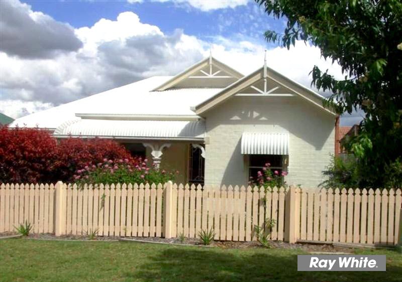 9 Purdie Place, Forest Lake, QLD 4078