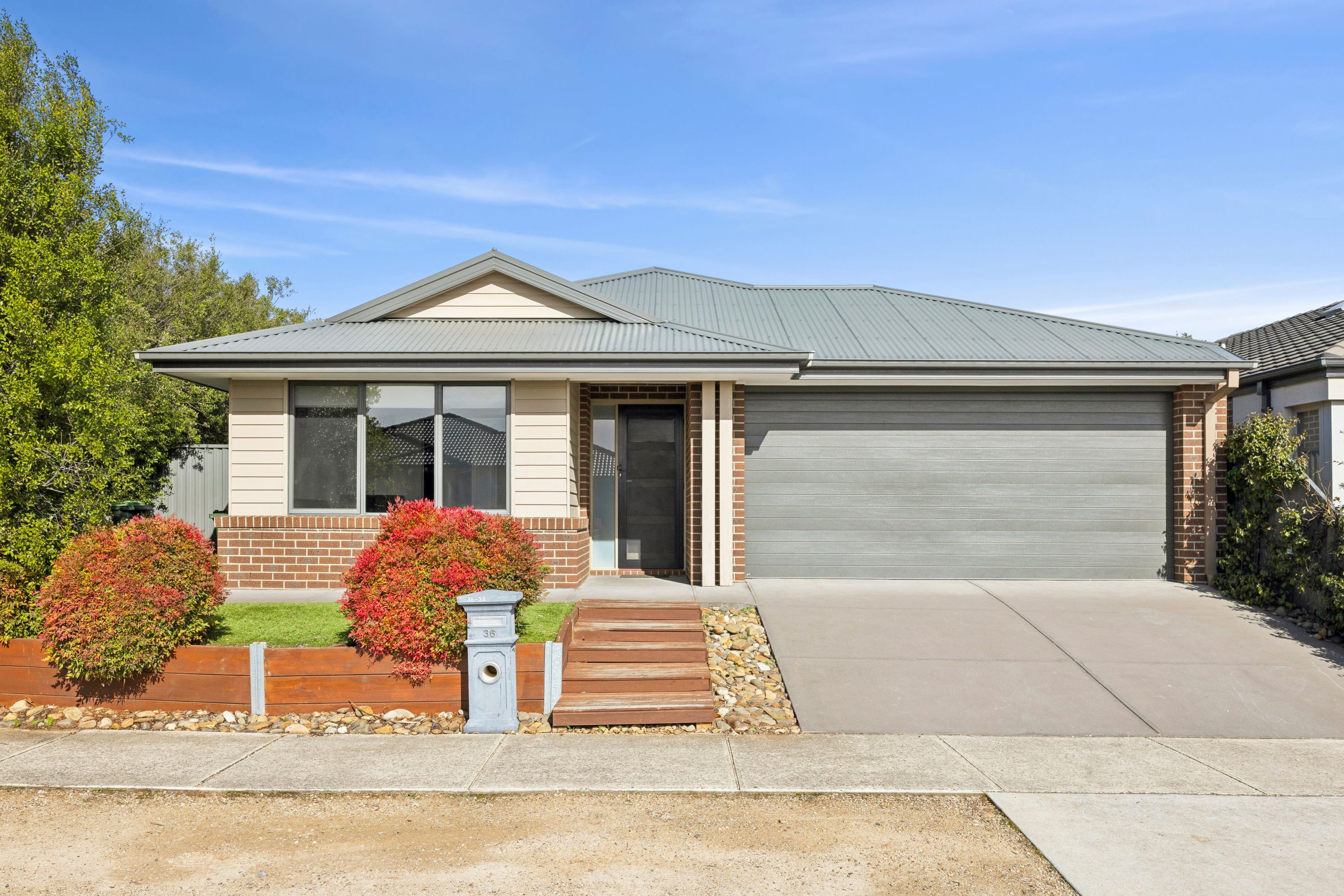 36-38 Lapwing Drive — photo from Ray White Lara