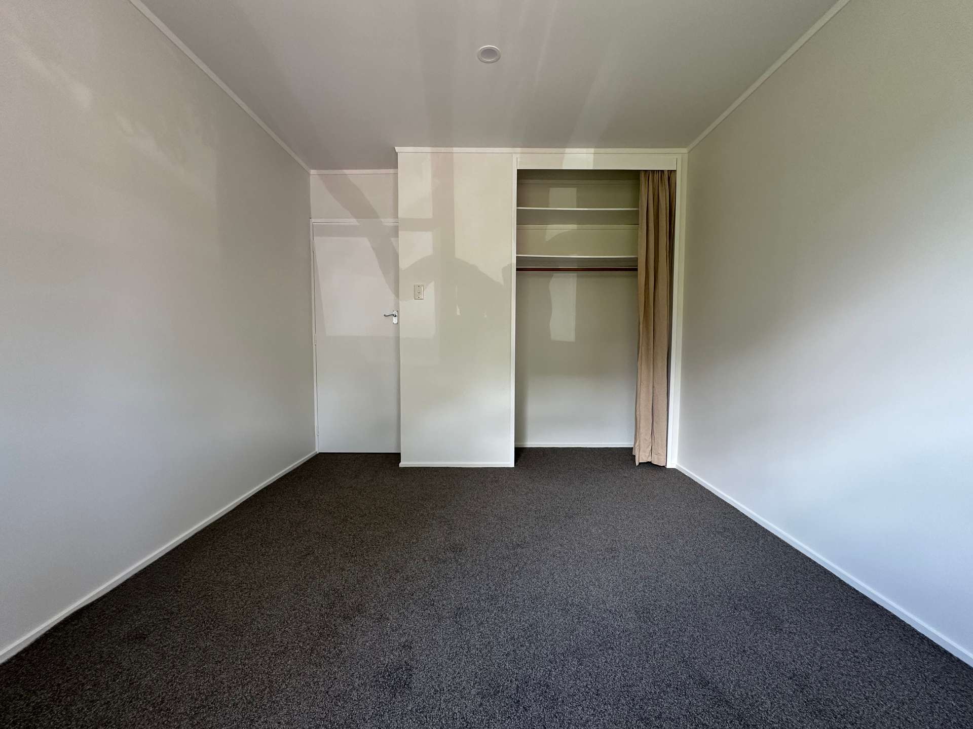 9/16 Inkerman Street photo 6