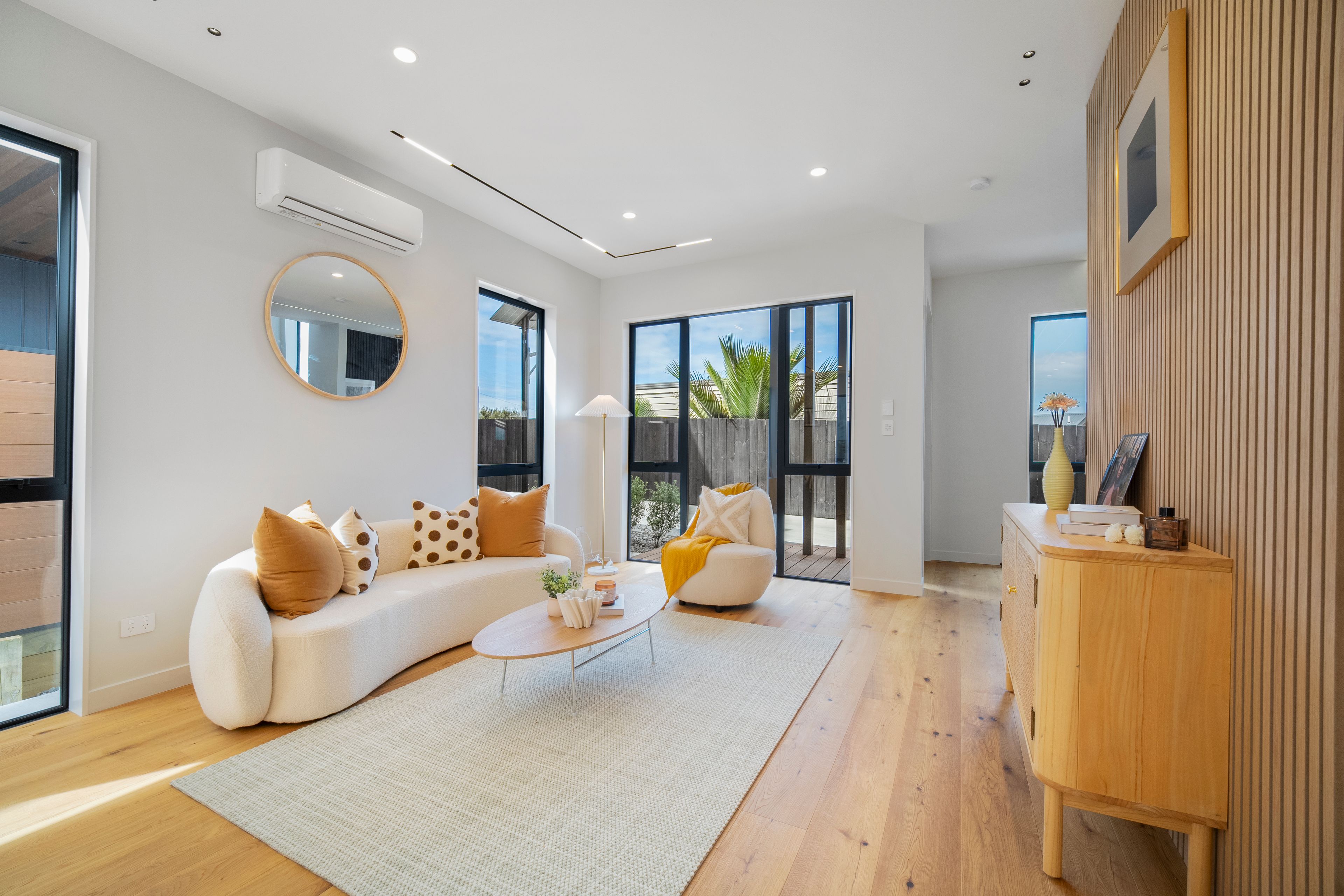 8/8 Park Rise, Campbells Bay, North Shore City