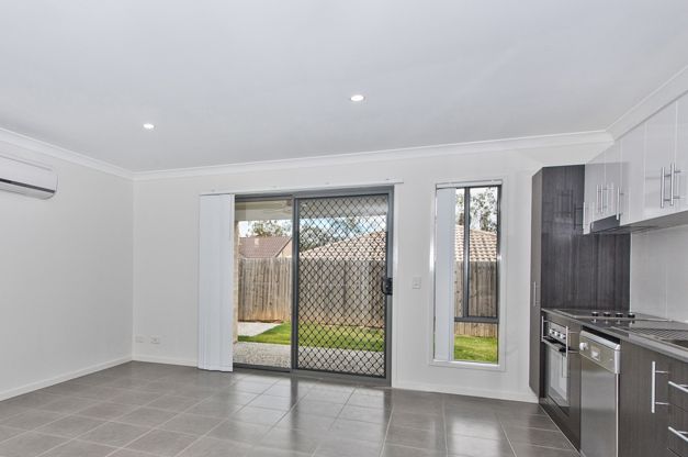 2/46 Westray Crescent, Redbank Plains, QLD 4301