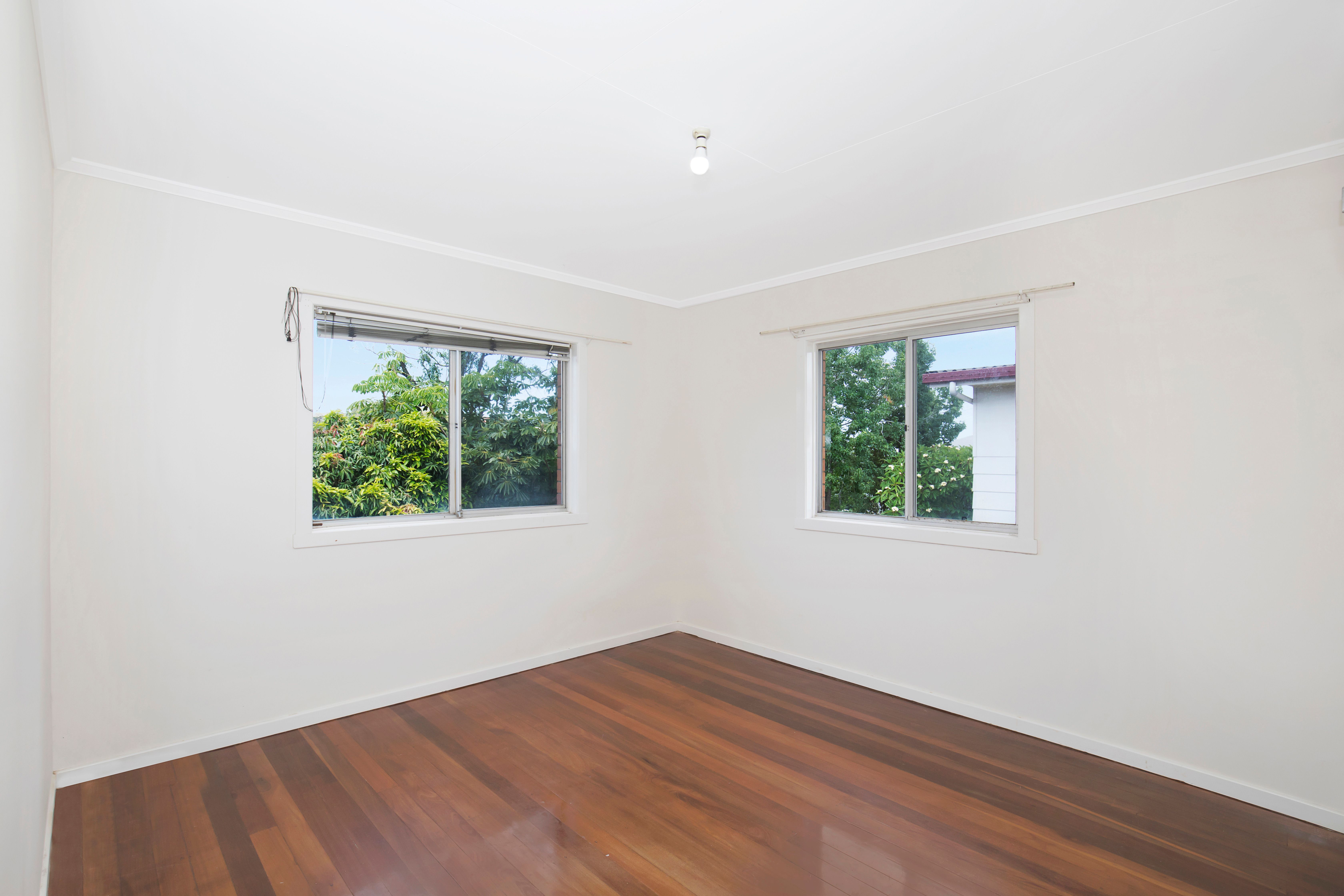 303 Kitchener Road, Stafford, QLD 4053