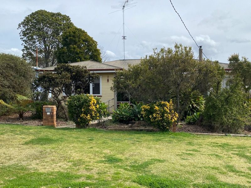 3 Kirklees Street, Newtown QLD 4350