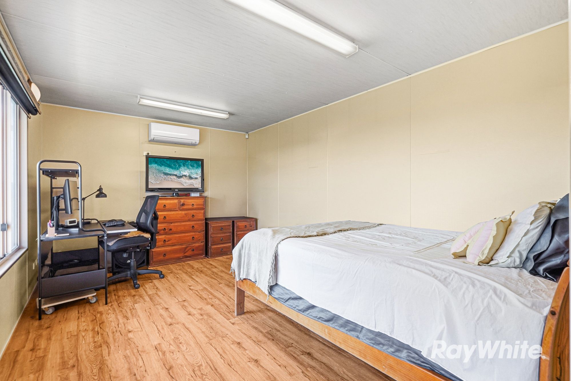 99 Girraween Road — photo 19 of 23