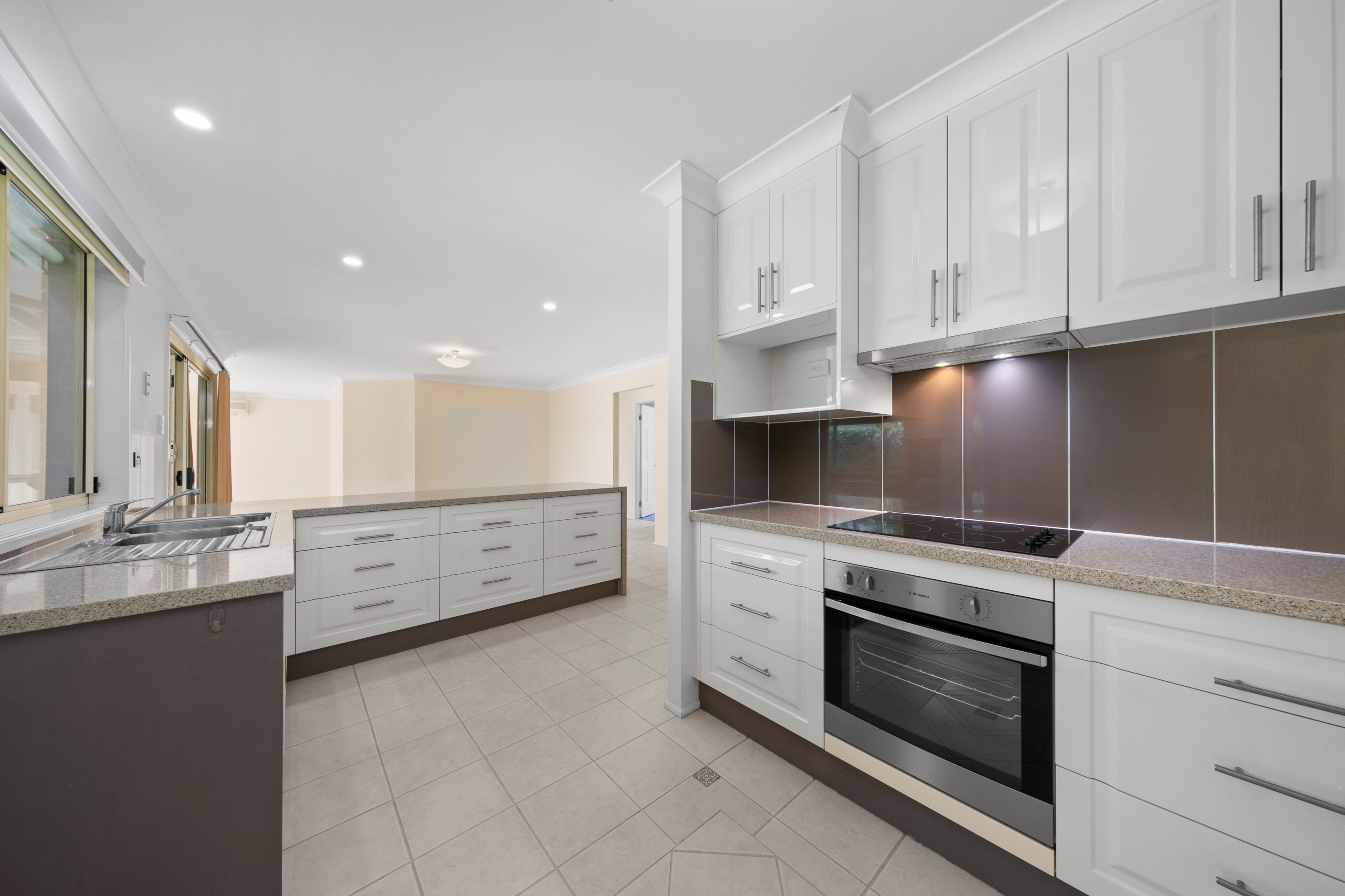 6 Stirling Crescent, Fletcher, NSW 2287