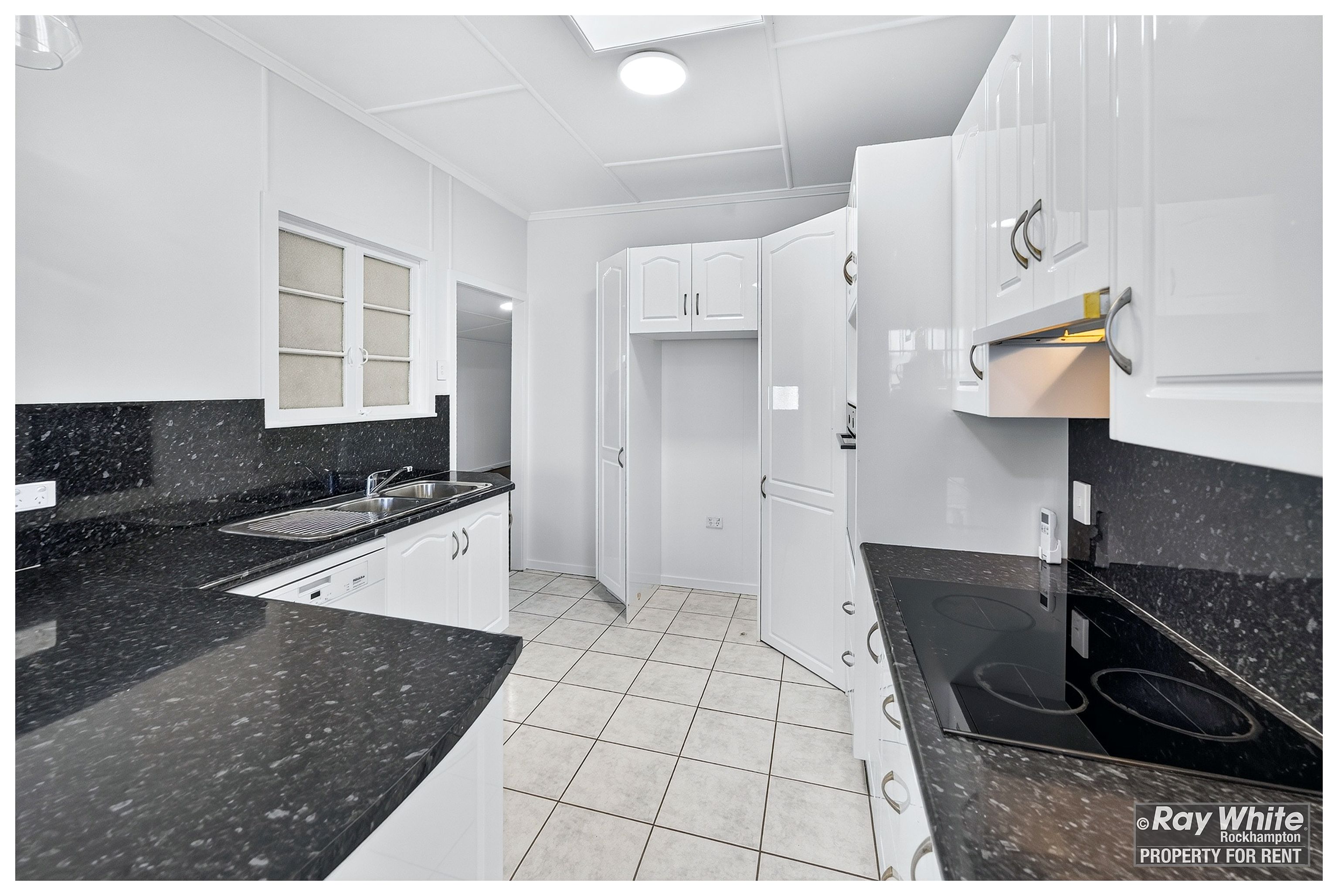 132 Stewart Street — photo 6 of 30