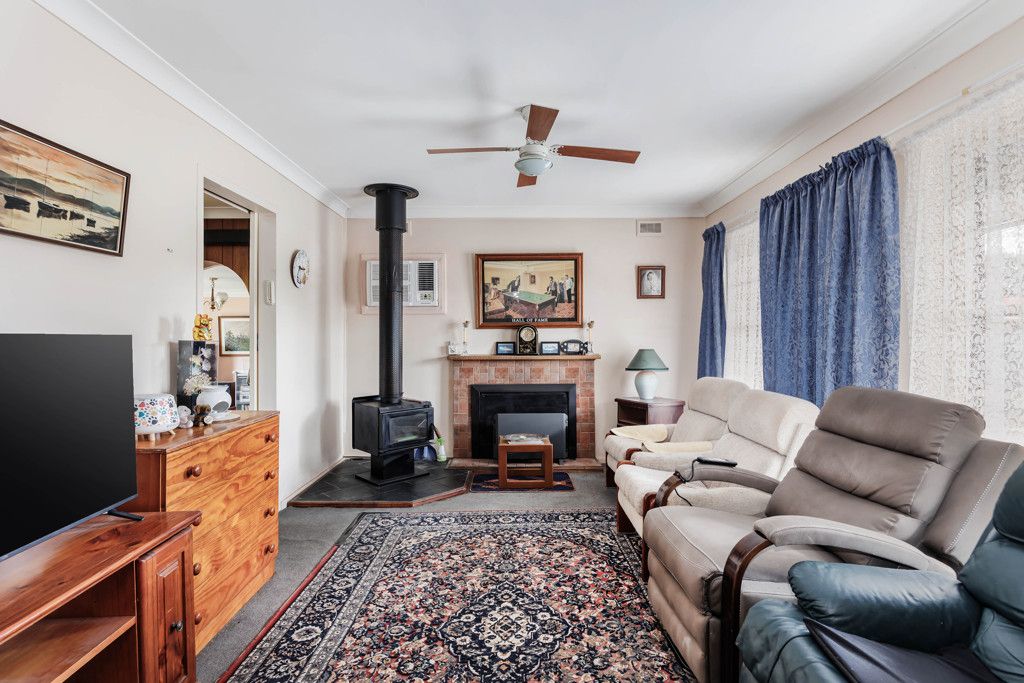 15 Harold Road — photo from Ray White Semaphore