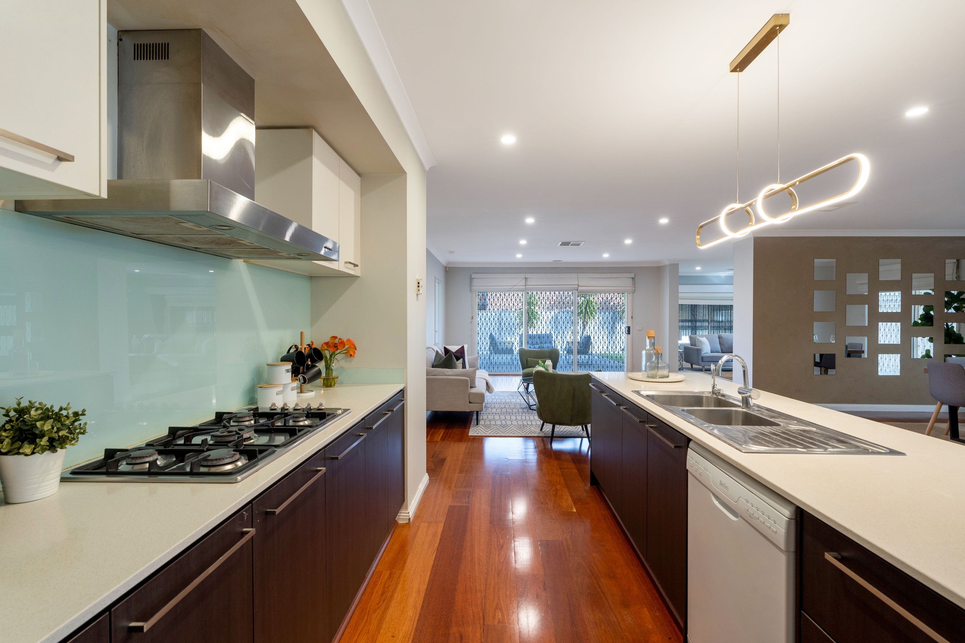 15 Broadway Street — photo 10 of 21