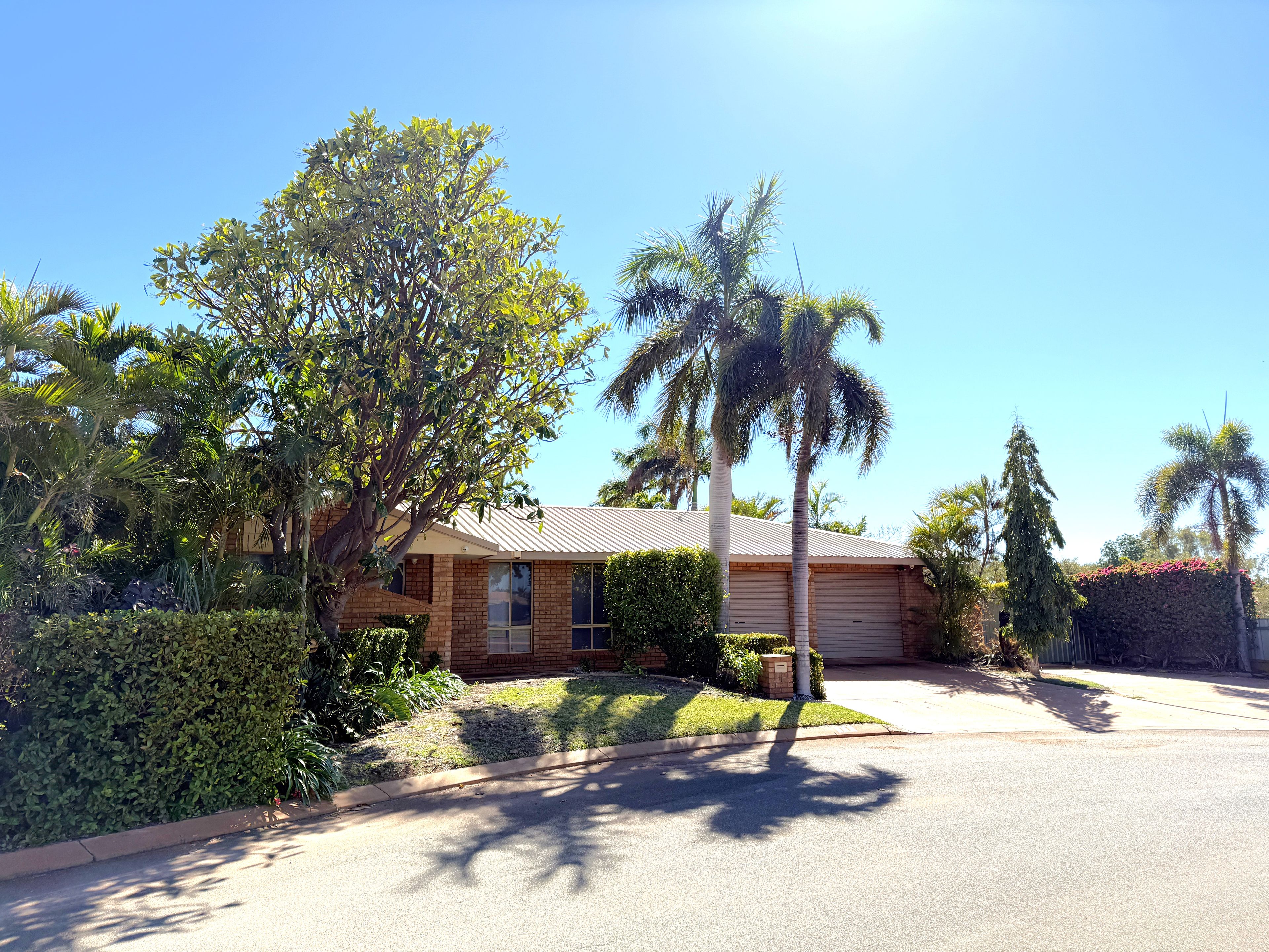 11 Menzies Place, Nickol, WA 6714
