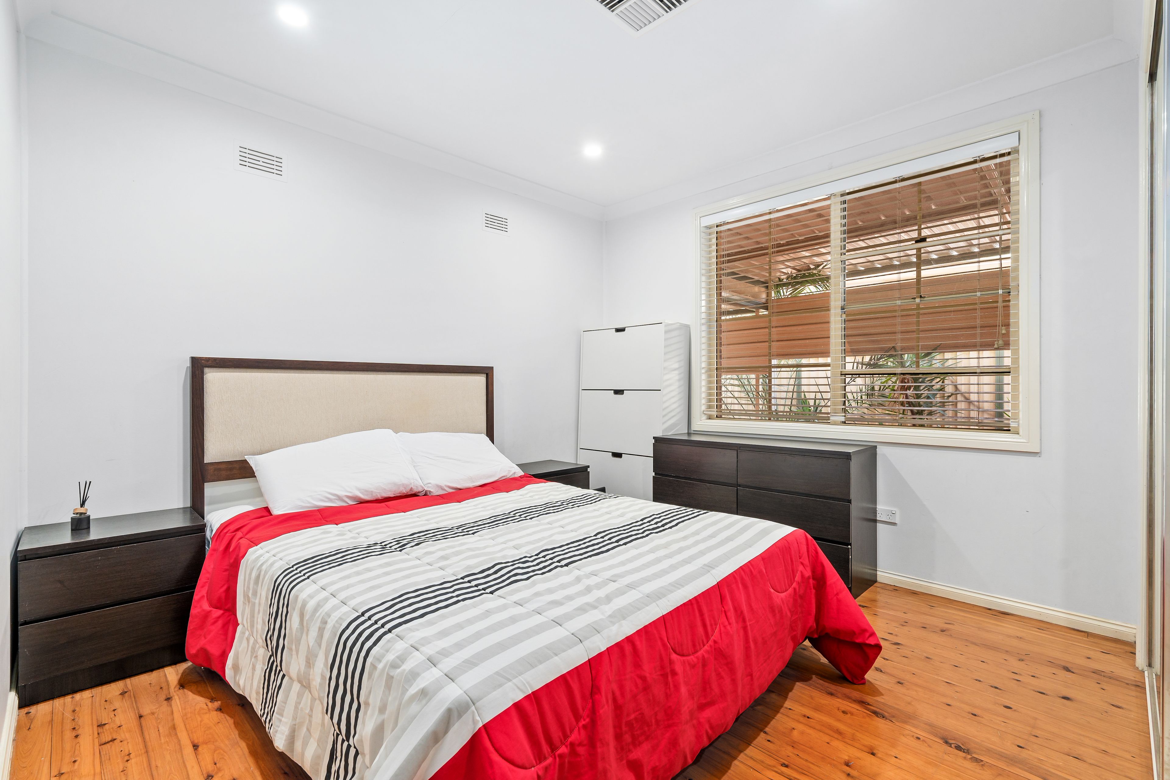 12 Bratsell Street — photo 8 of 13
