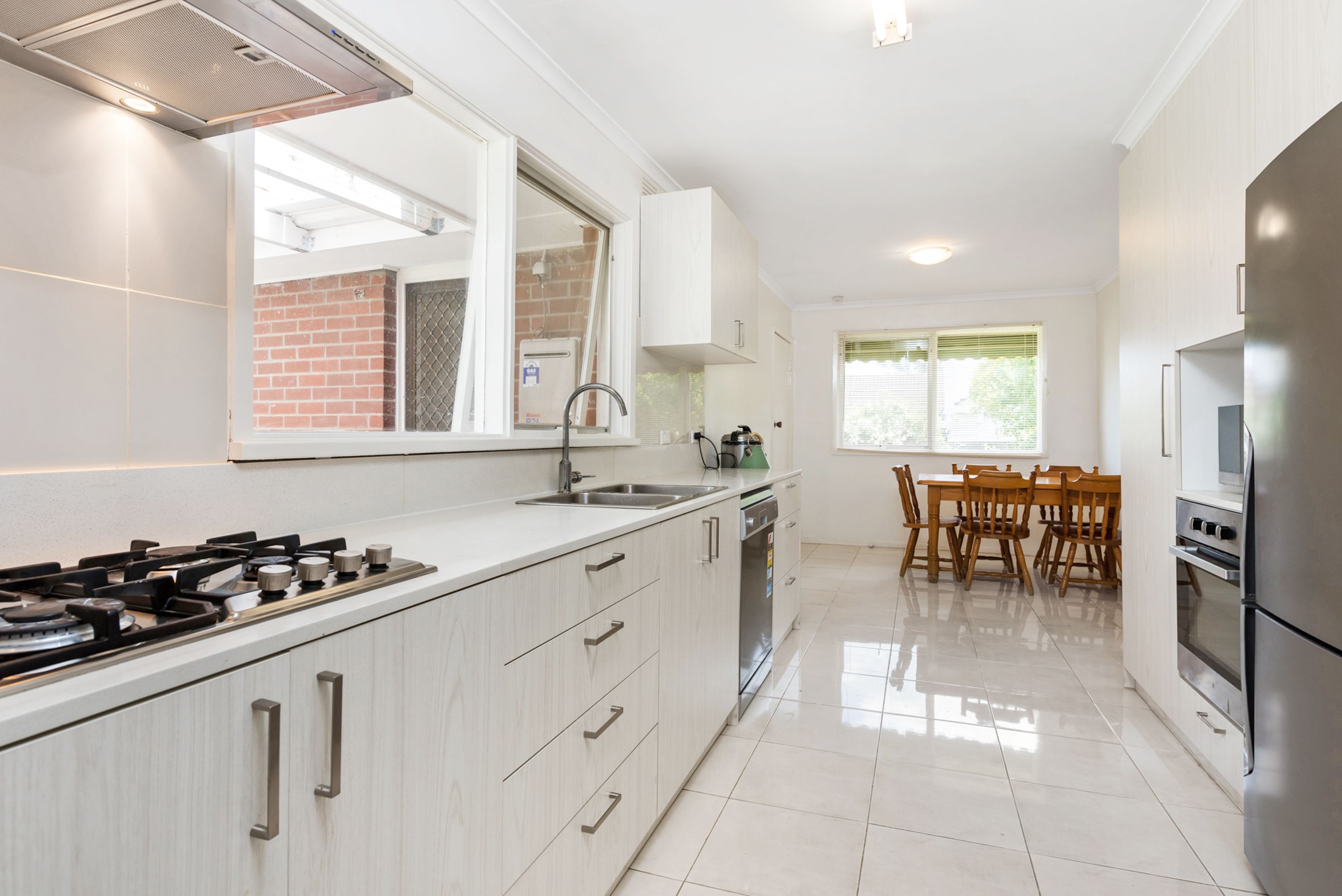 4 Giselle Avenue, Wantirna South, VIC 3152