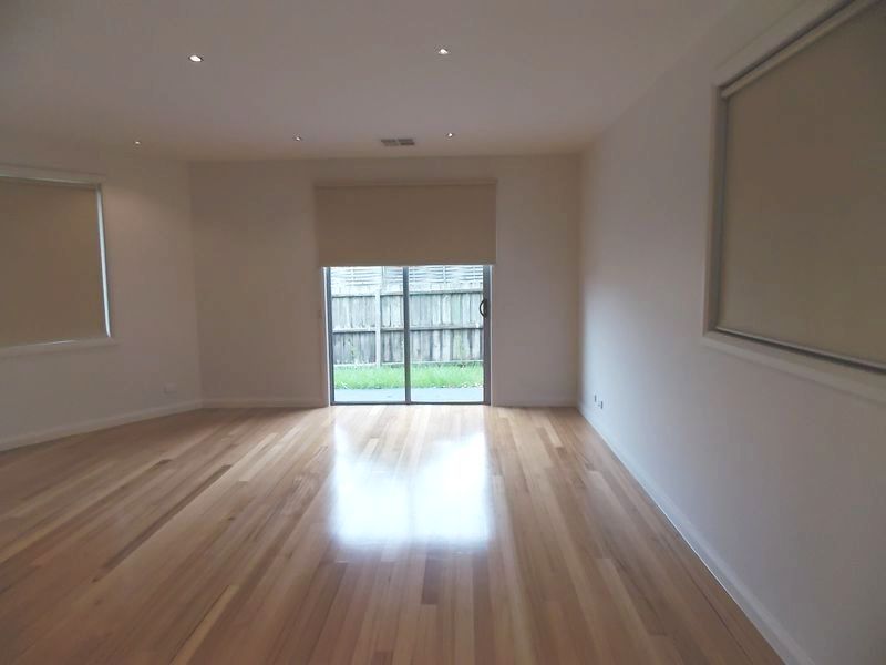 2/330 Huntingdale Road, Oakleigh South, VIC 3167