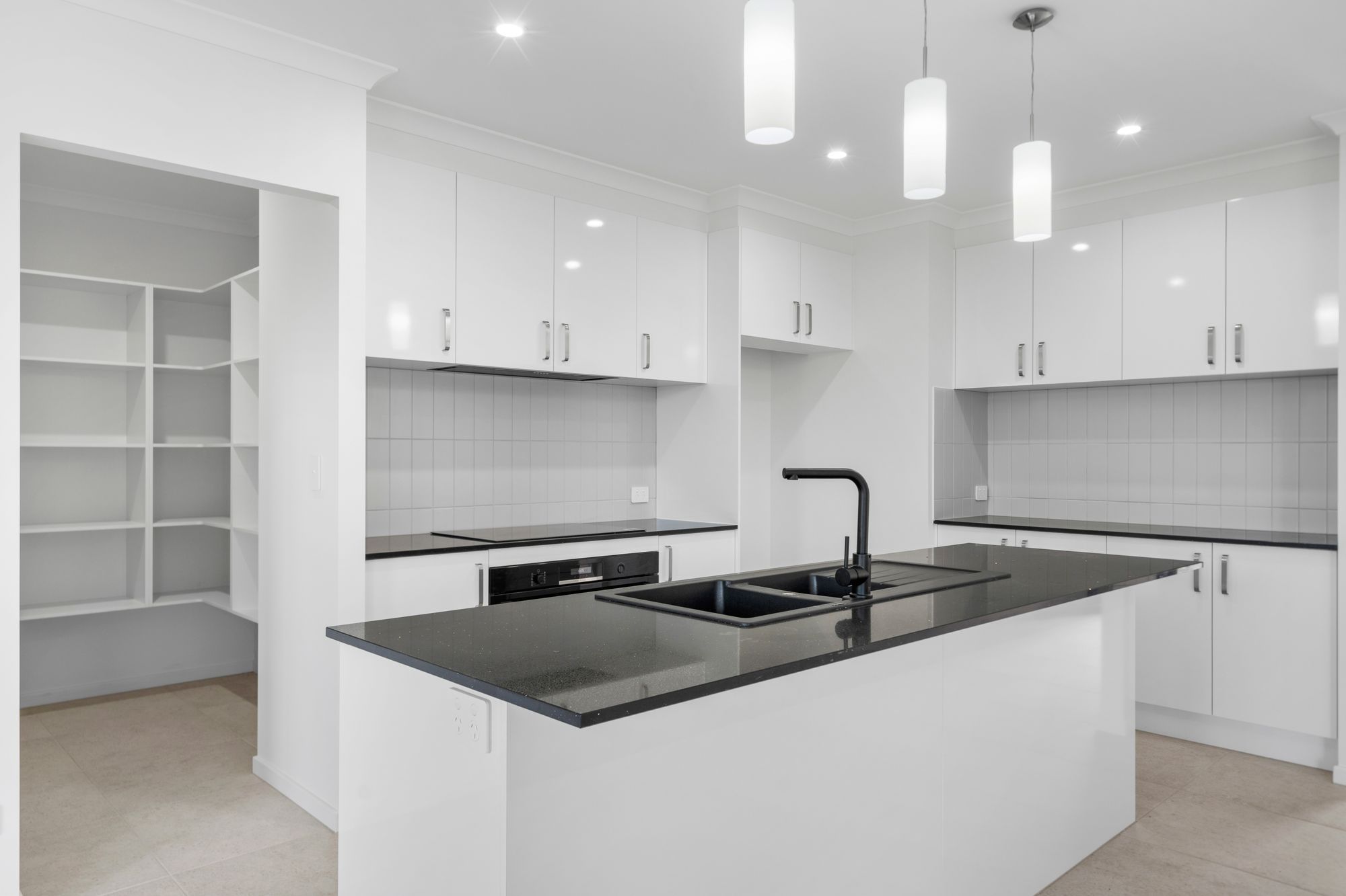 269 Waterford Tamborine Road, Waterford, QLD 4133