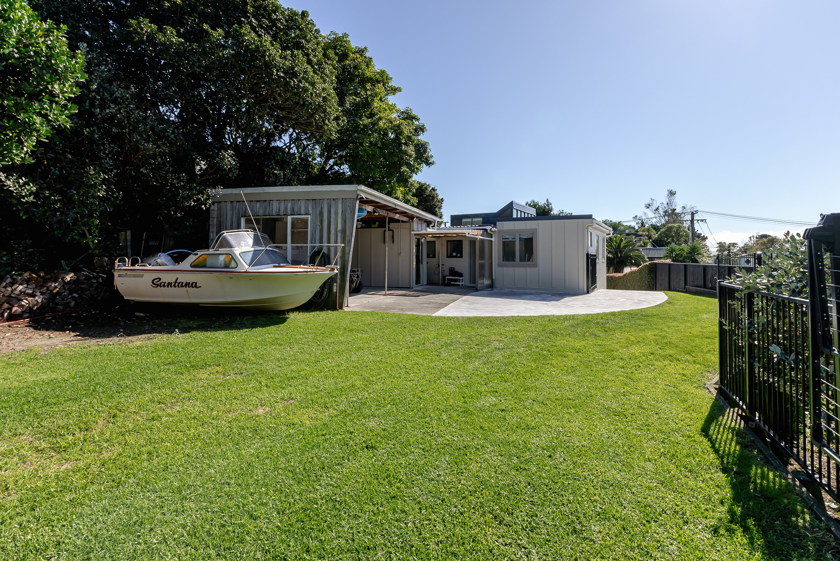 36 Tiromoana Road, Raumati South, Kapiti Coast District
