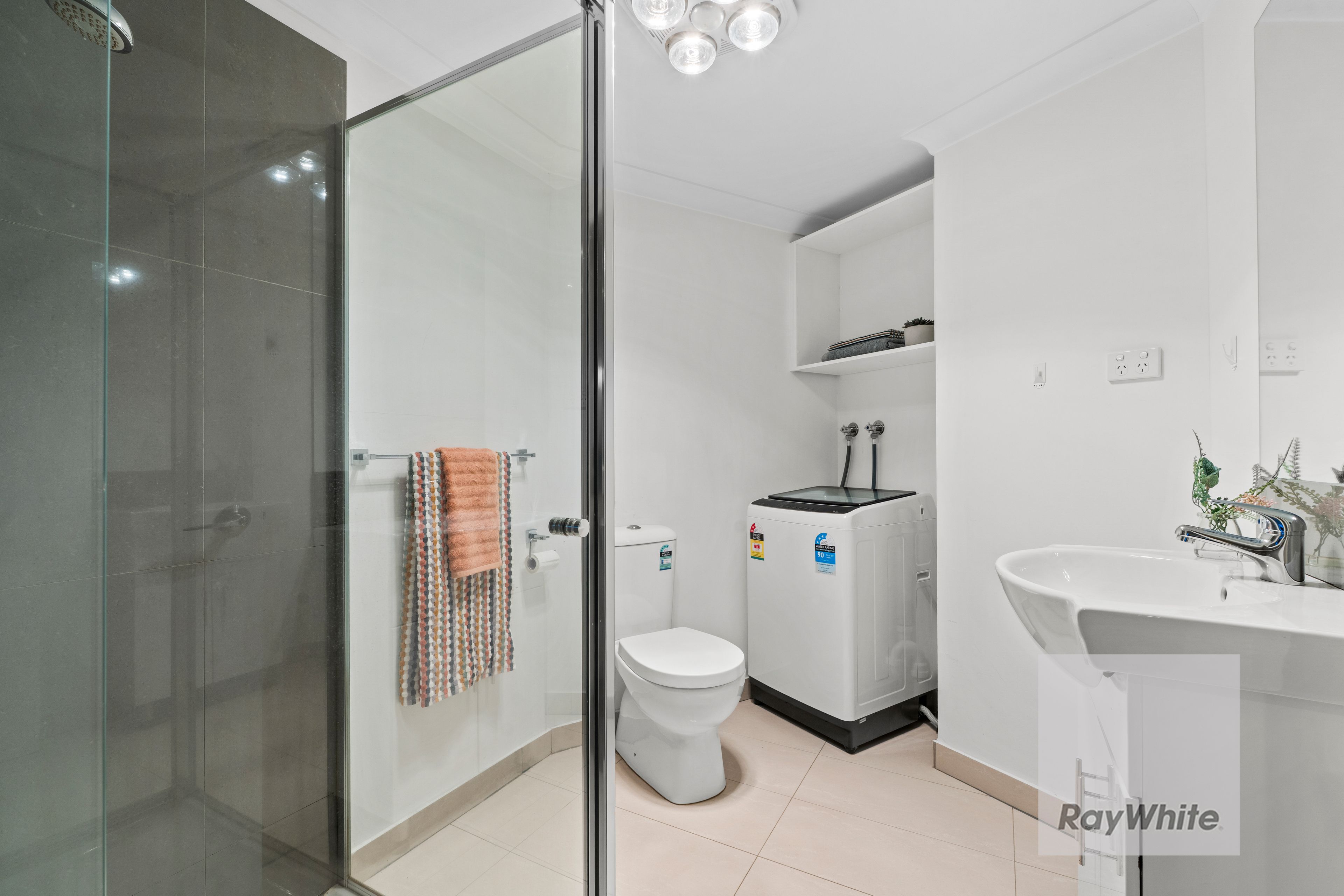 4/1053 Plenty Road — photo 6 of 7
