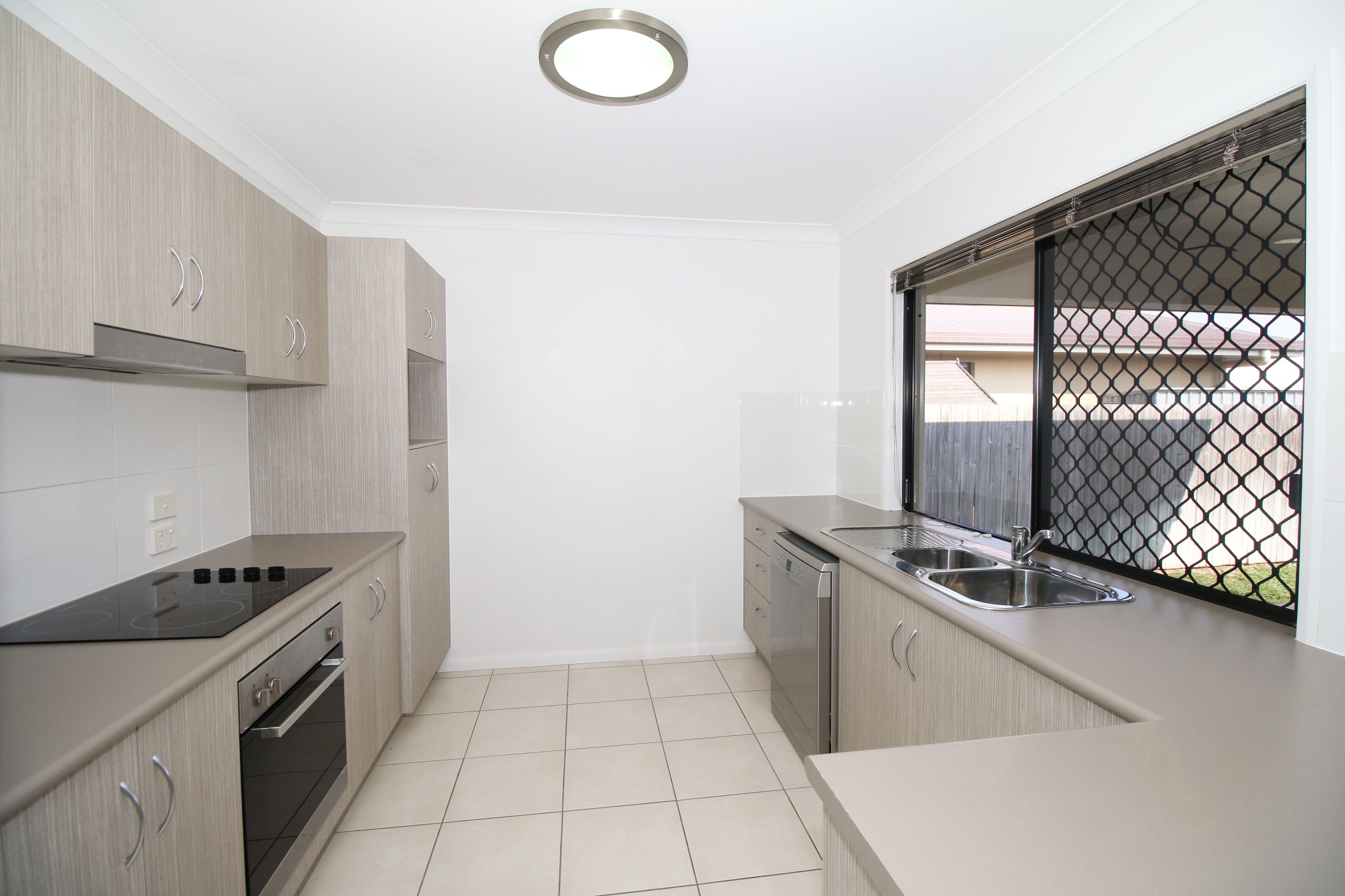 7 Wave Court, Kelso, QLD 4815