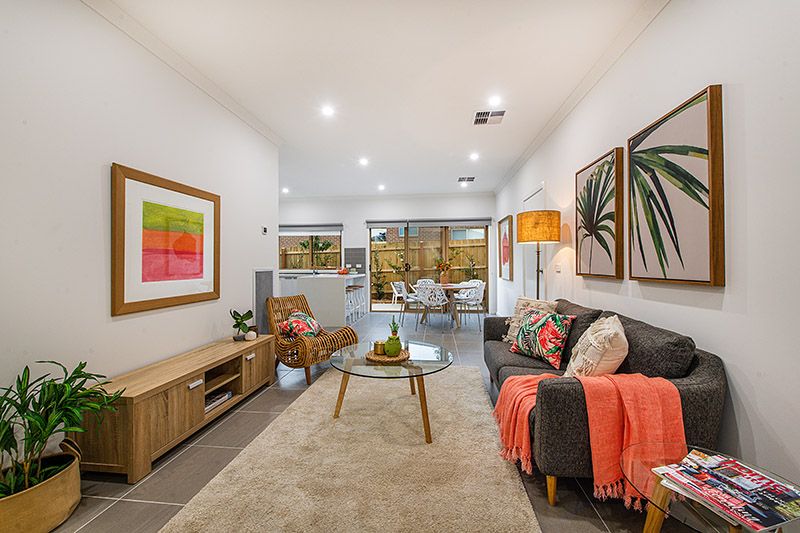 2/28 Monomeith Street, Mooroolbark, VIC 3138