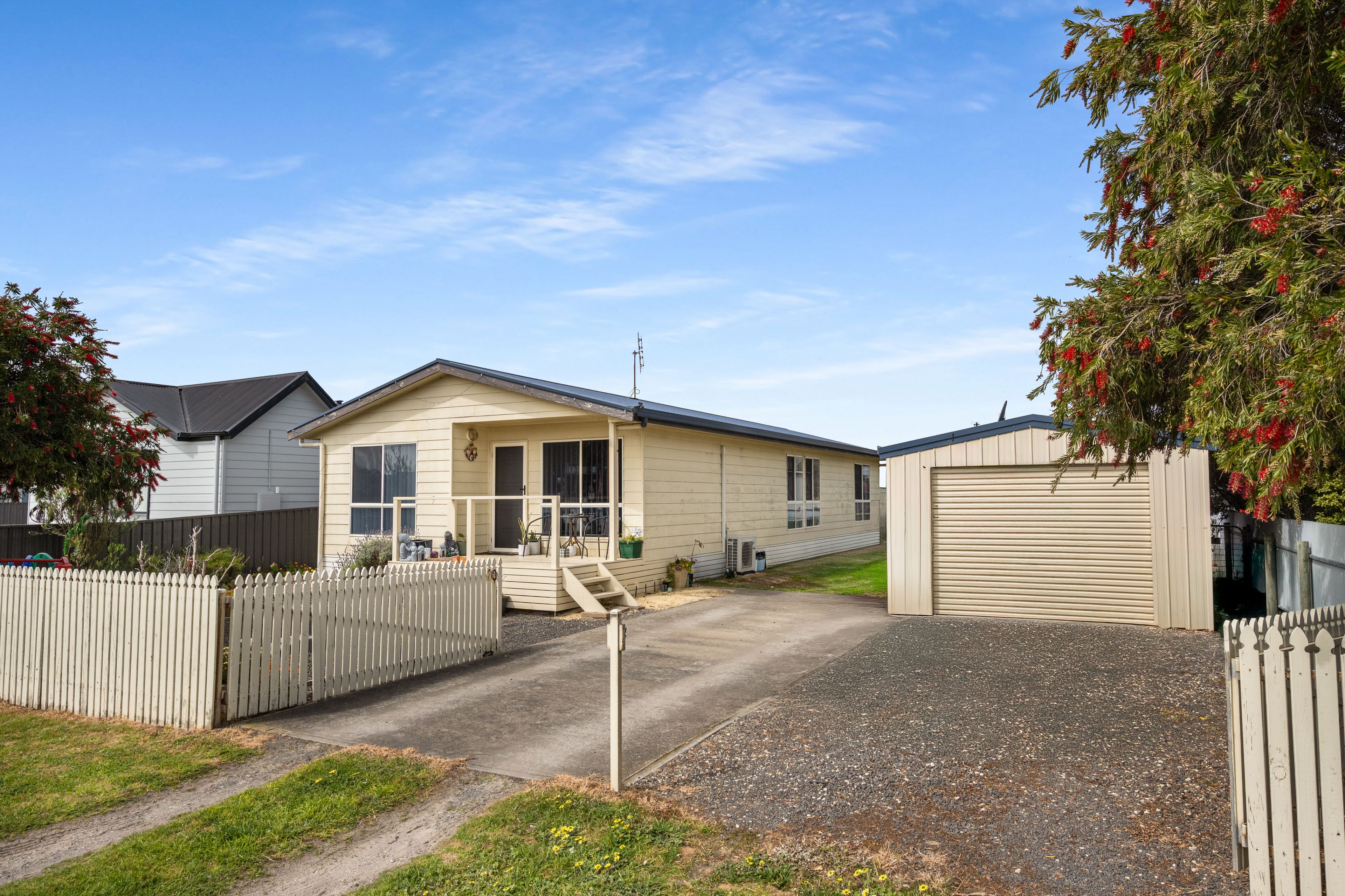 28 East Terrace — photo from Ray White Mt Gambier