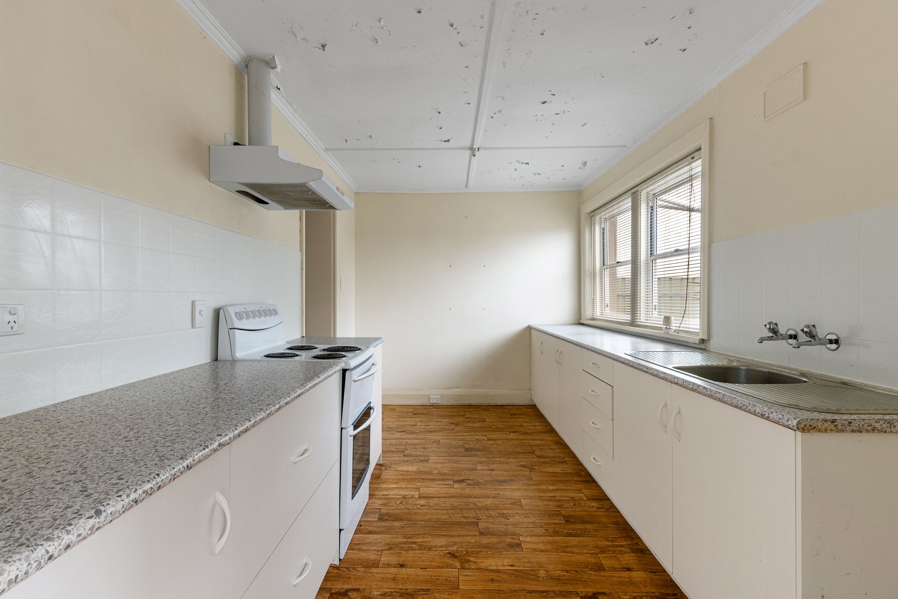 27 Park Terrace — photo 11 of 21