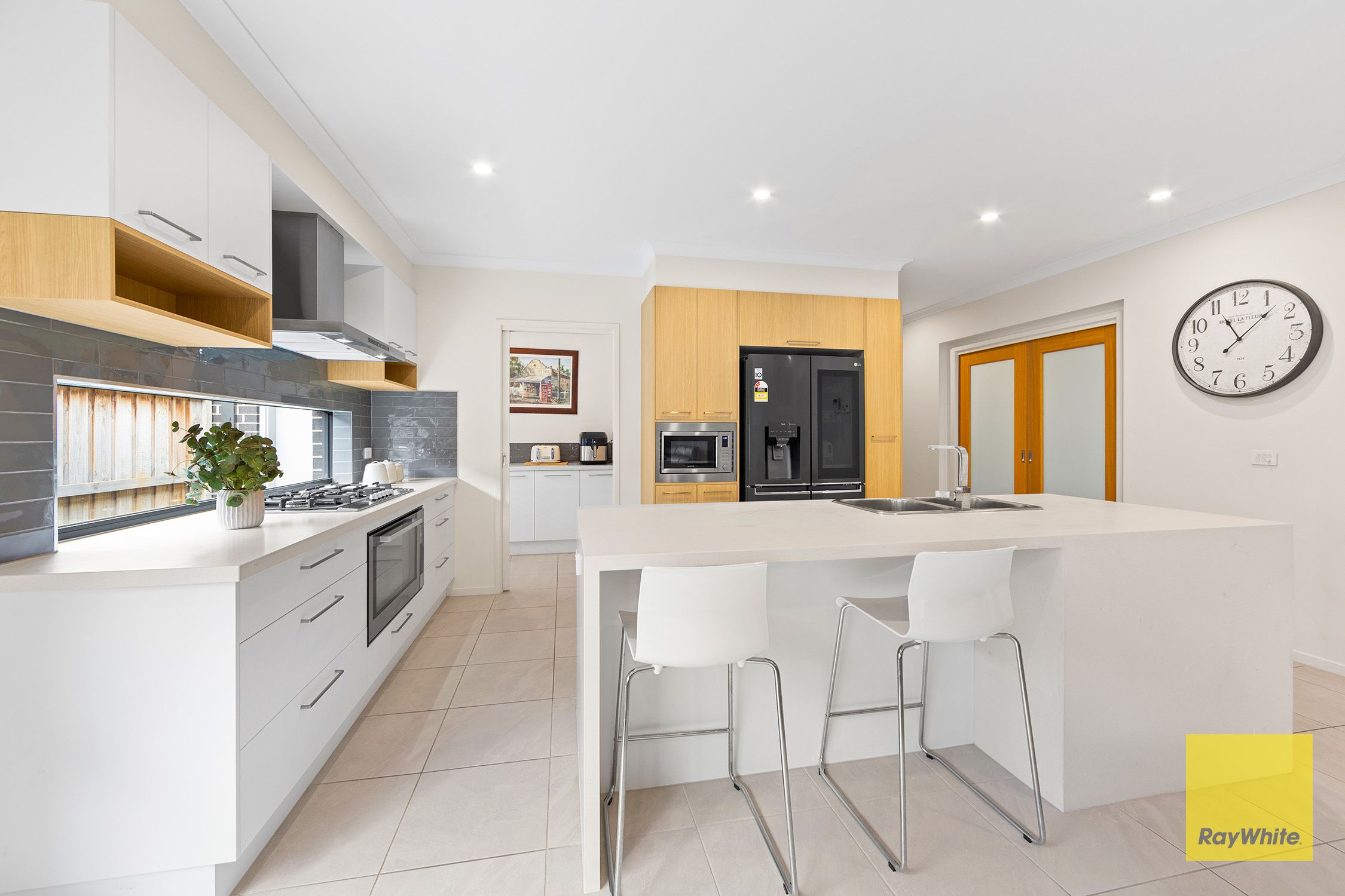 20 Webber Drive, DEANSIDE, VIC 3336