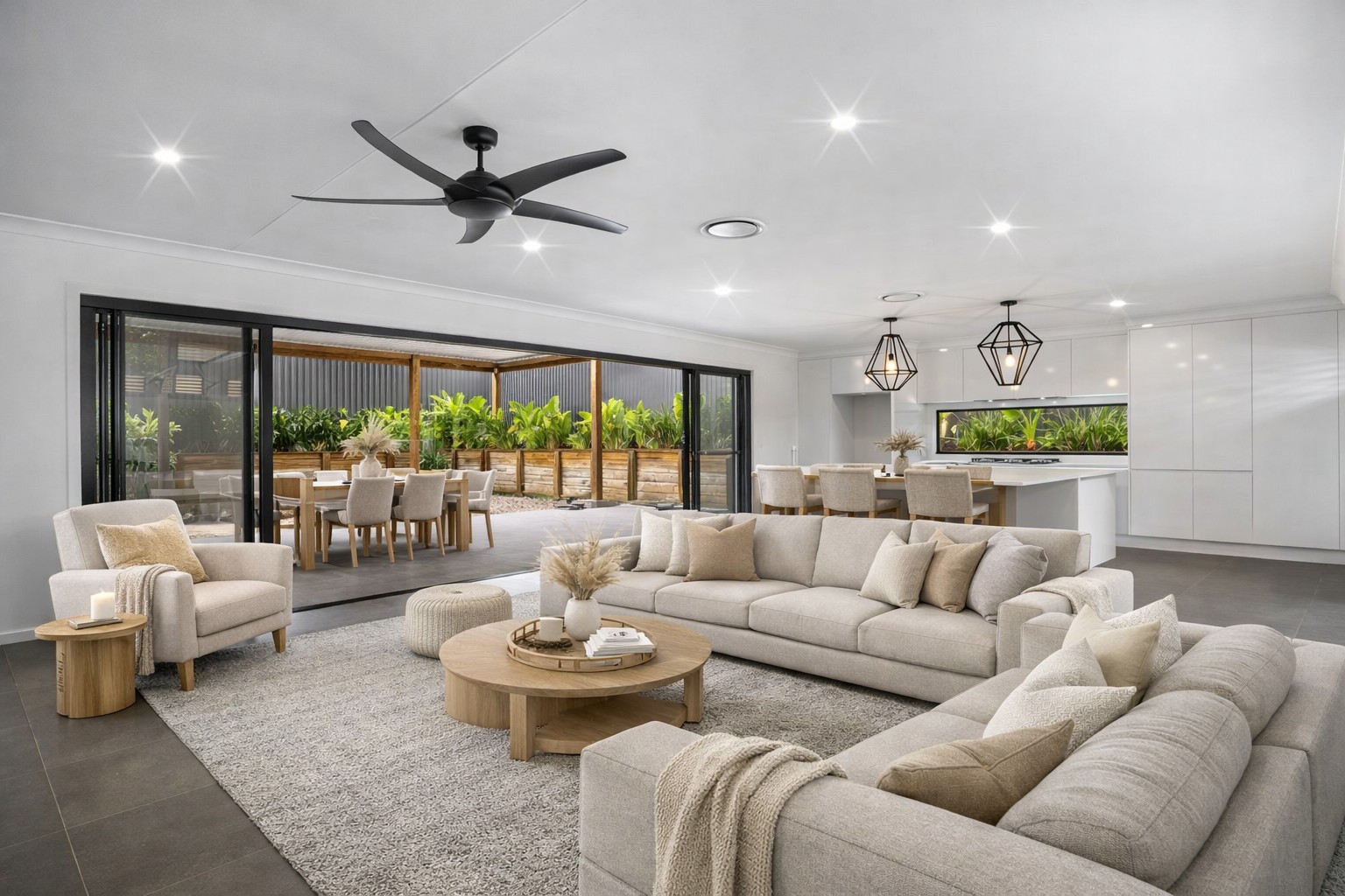 10 Koolewong Parade, Ashmore, QLD 4214