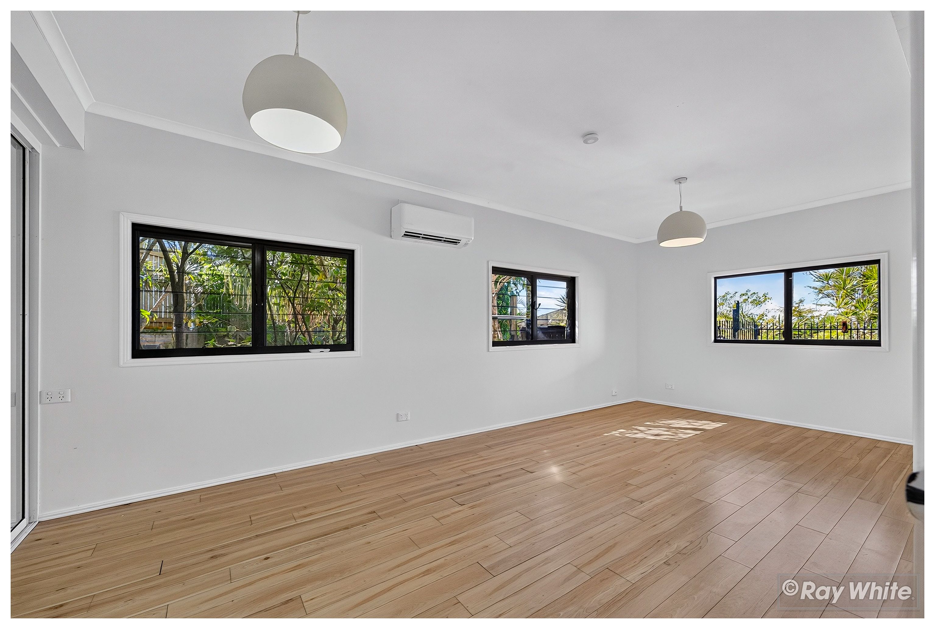 23-25 Shaw Avenue — photo 23 of 30
