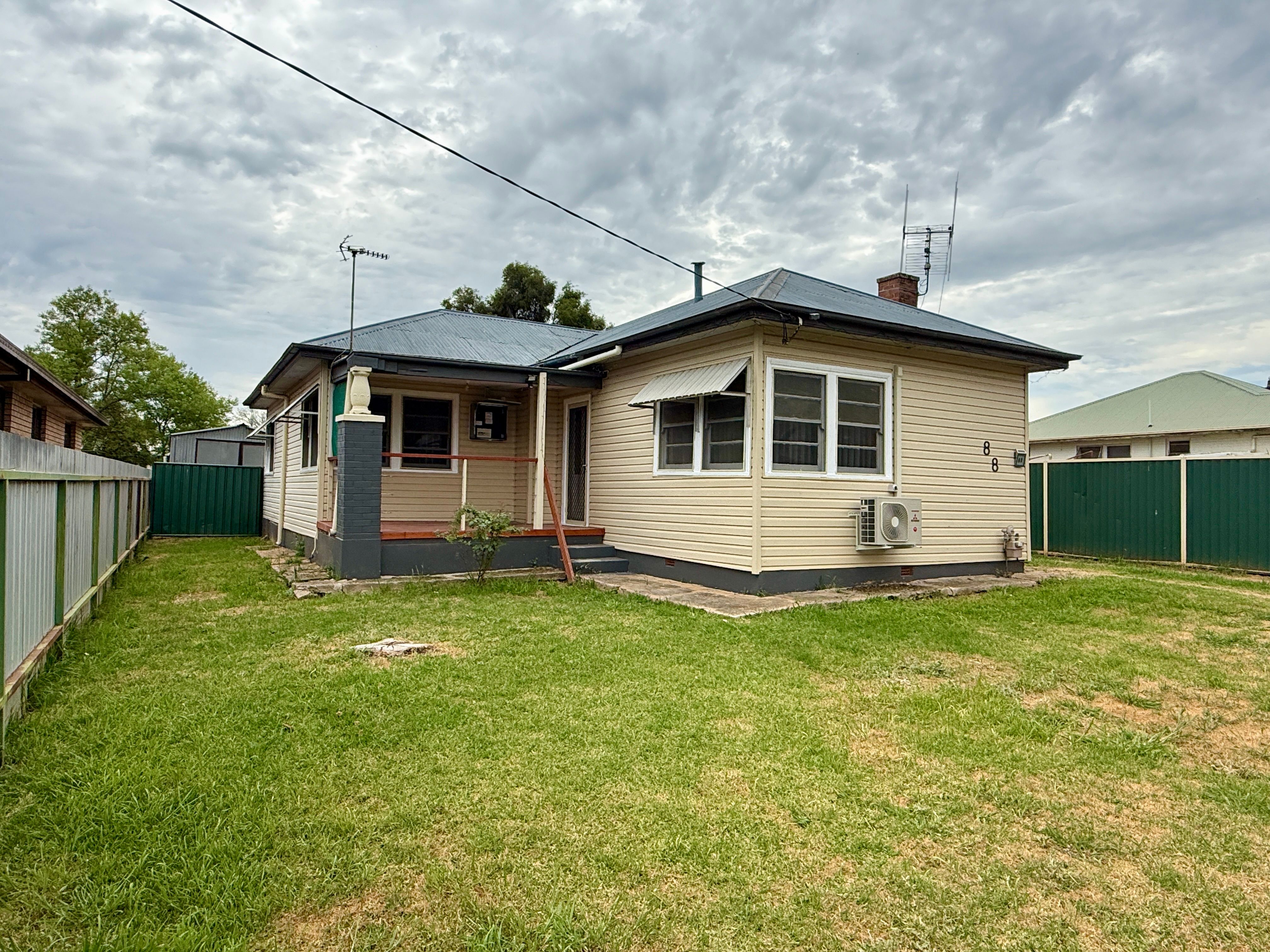 88 Maxwell Street — photo from Ray White Rural Dubbo