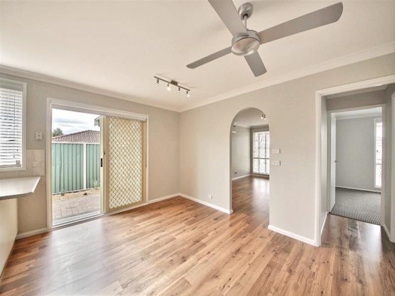 22 Elliot Place, St Helens Park, NSW 2560