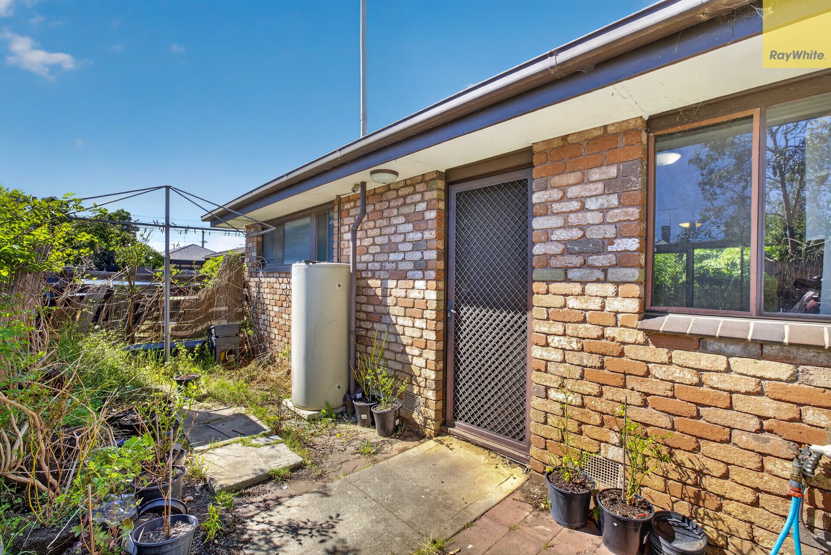 2/20 Standfield Street — photo 9 of 12