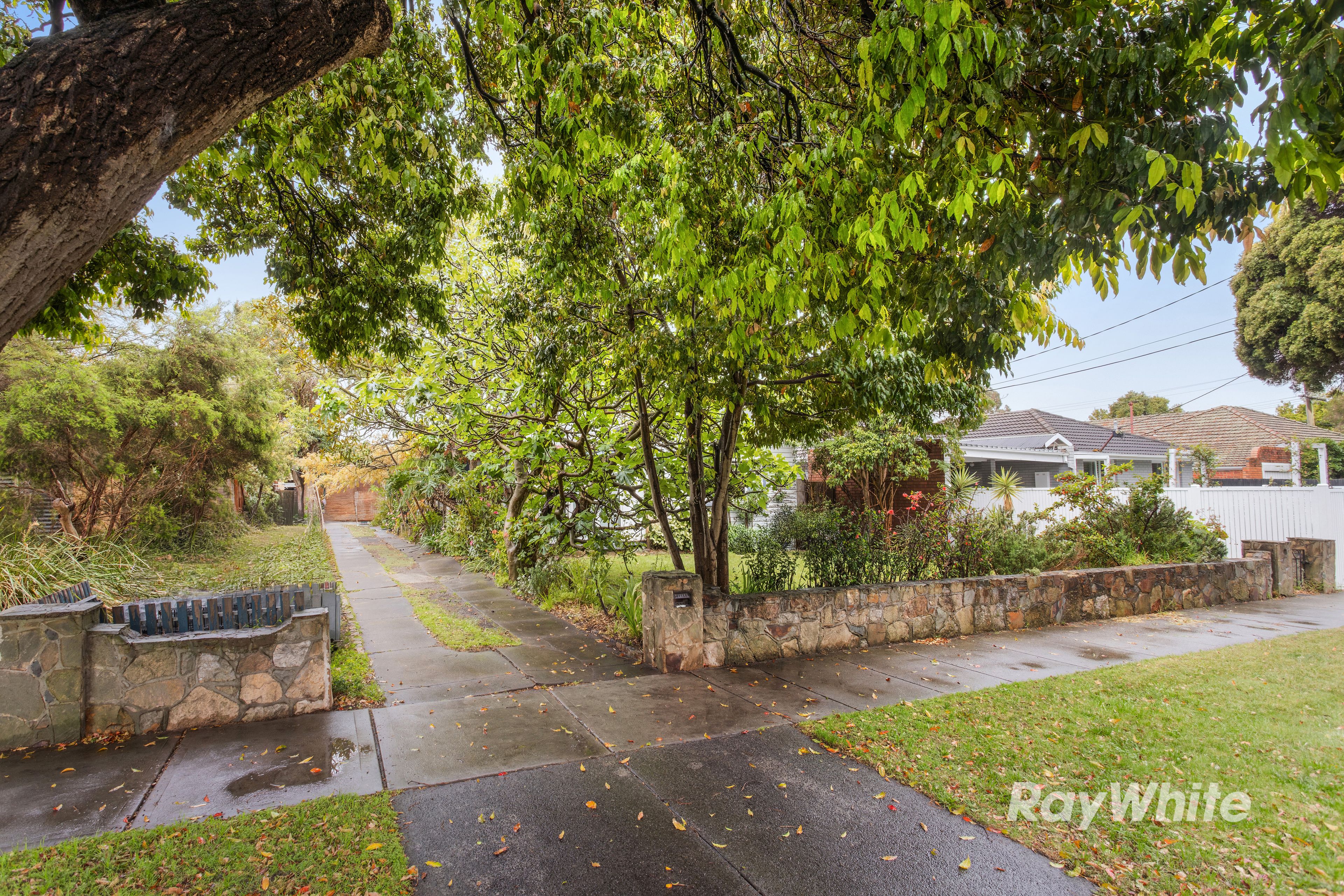 74 Leila Road — photo 3 of 12
