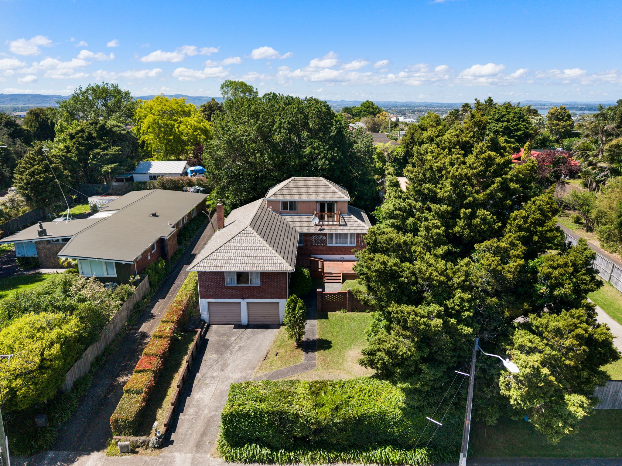 87 Hill Road, Hill Park, Manukau City