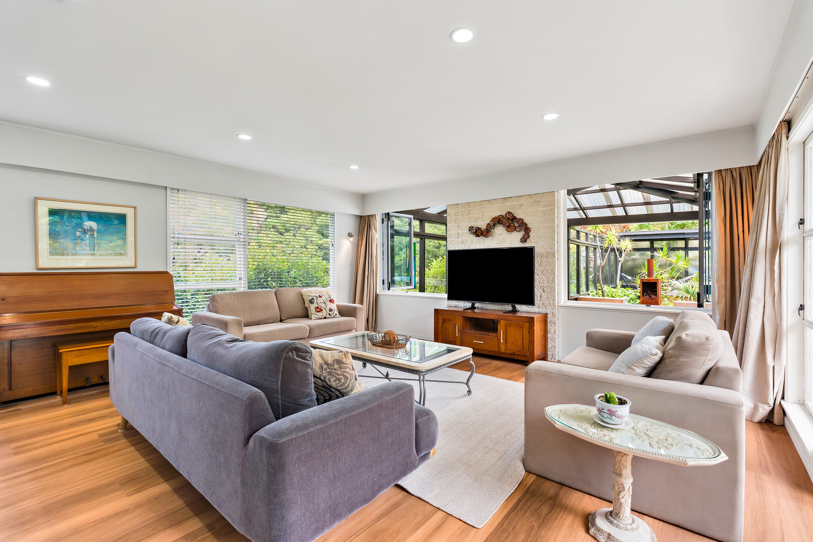 59 Holland Road, Hillcrest, North Shore City