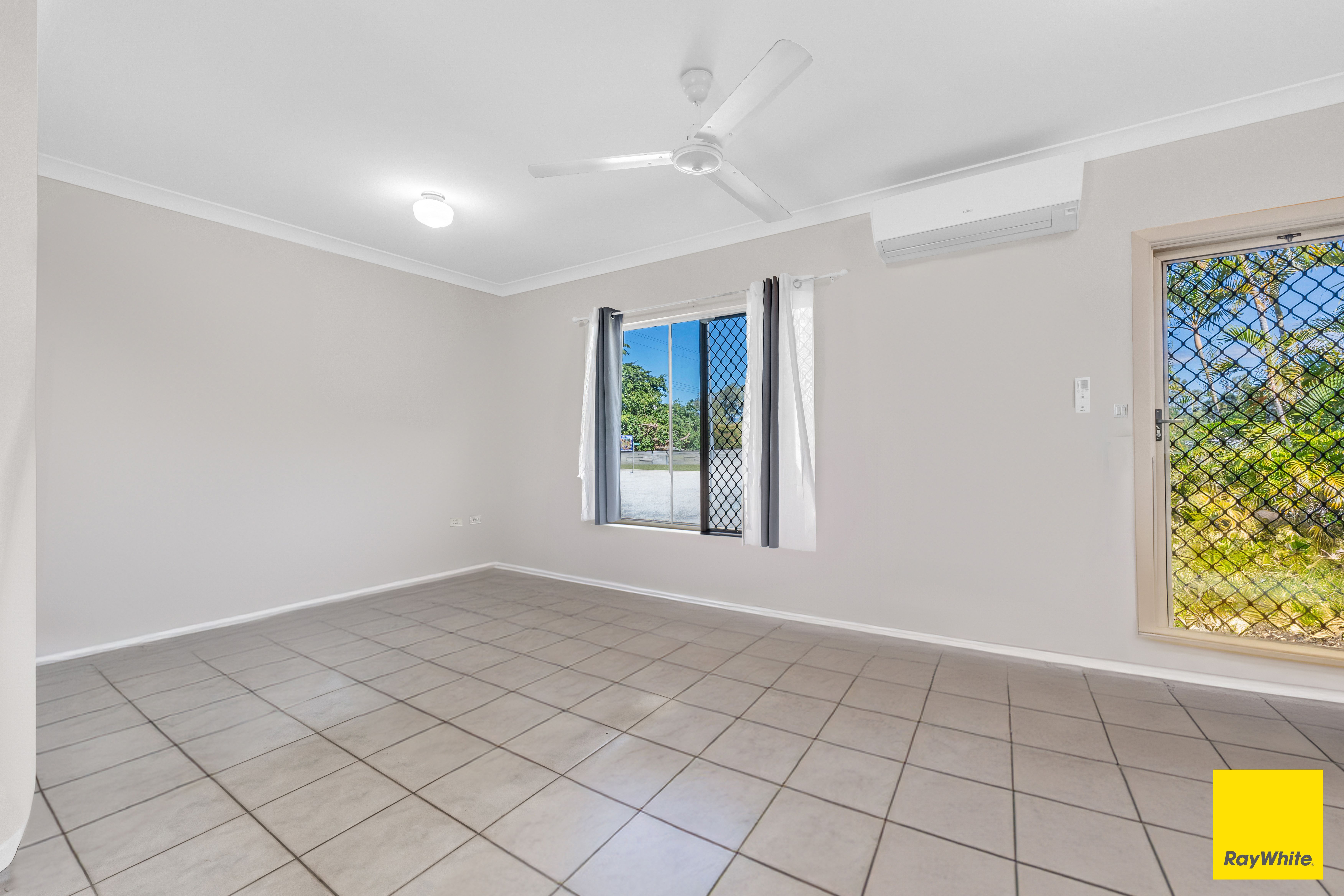 45 Giffin Road, White Rock, QLD 4868