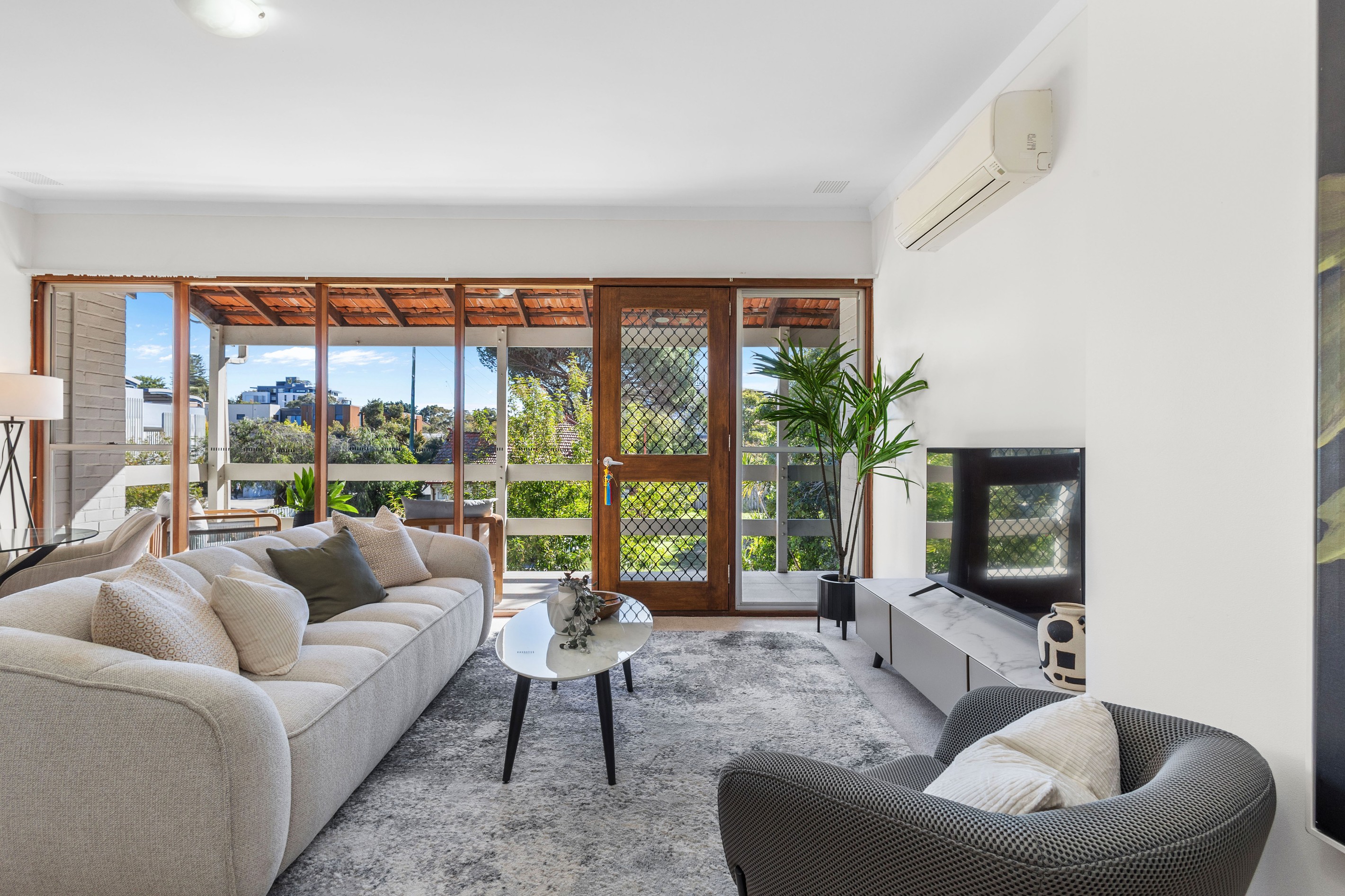 8/16 Caporn Street, Crawley, WA 6009